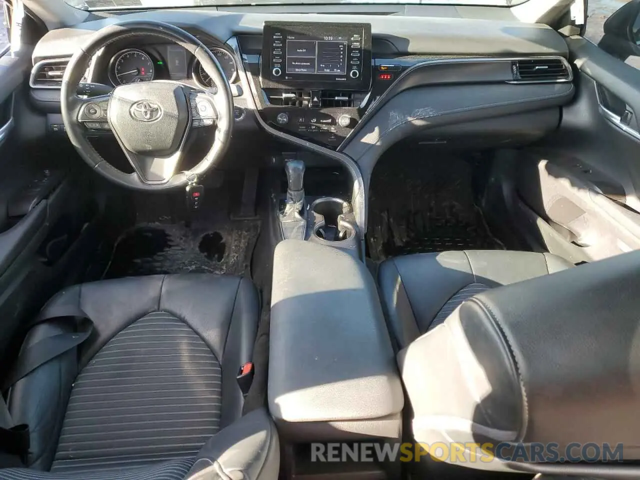 8 fotografías del automóvil dañado 4T1T11AK9MU566877 TOYOTA CAMRY 2021