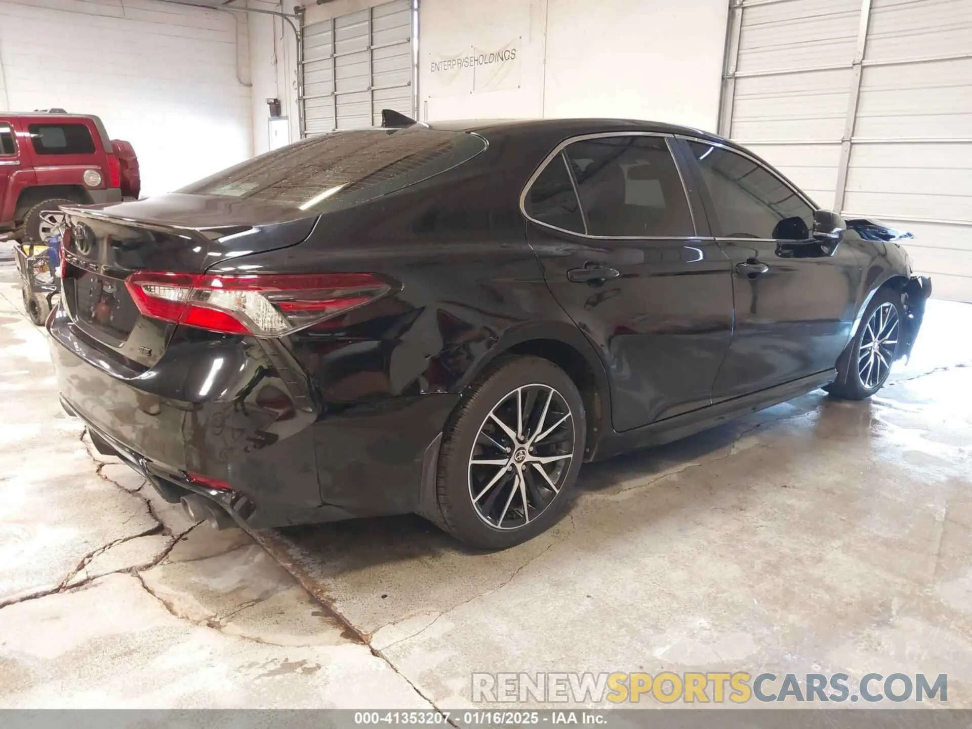 4 fotografías del automóvil dañado 4T1T11AK9MU613194 TOYOTA CAMRY 2021