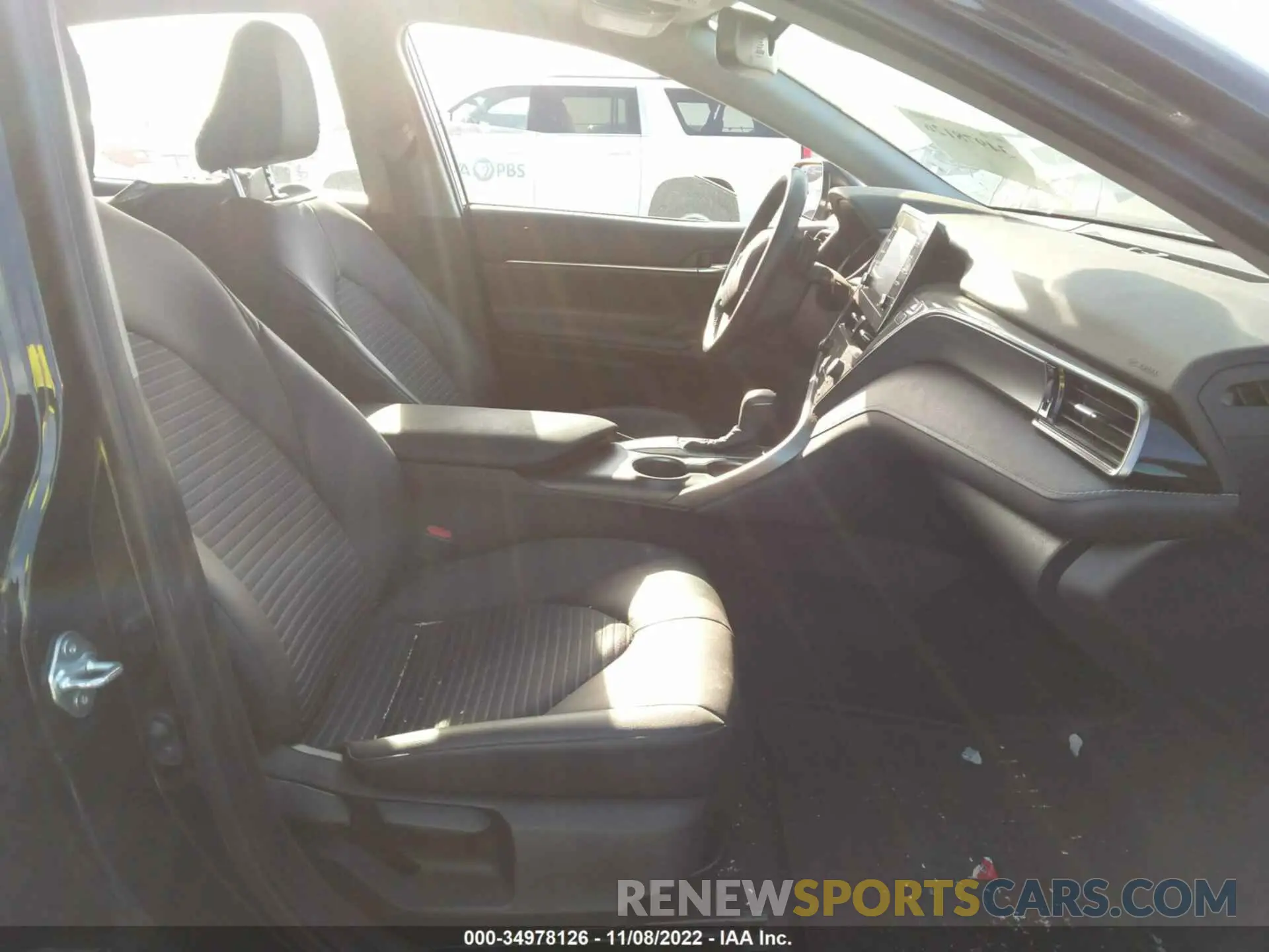 5 fotografías del automóvil dañado 4T1T11AK9MU613583 TOYOTA CAMRY 2021