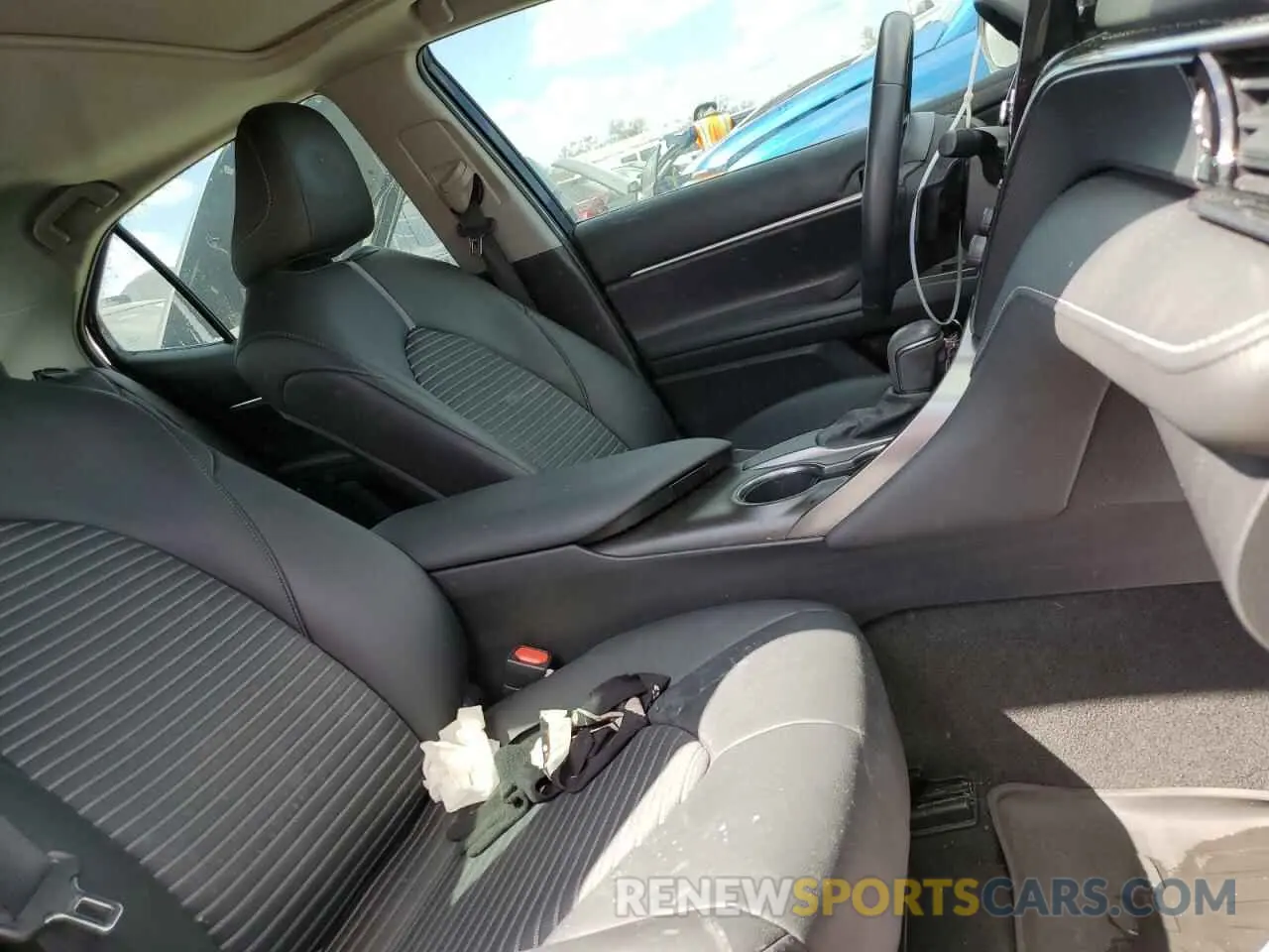 5 fotografías del automóvil dañado 4T1T11AKXMU483118 TOYOTA CAMRY 2021