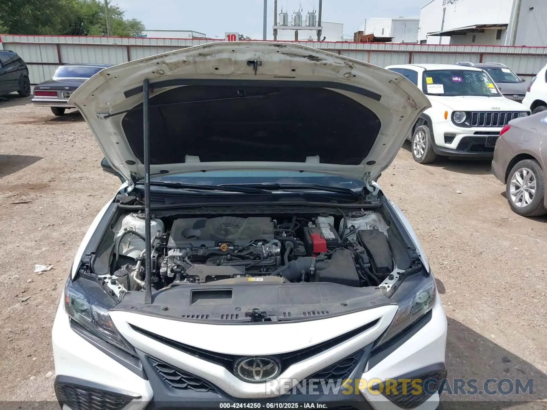 10 fotografías del automóvil dañado 4T1T11AKXMU494992 TOYOTA CAMRY 2021
