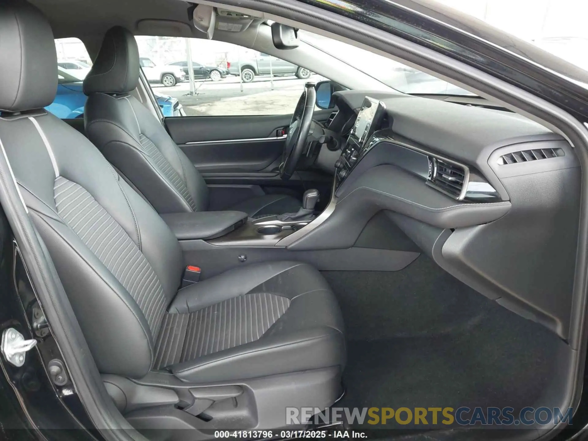 5 fotografías del automóvil dañado 4T1T11AKXMU552275 TOYOTA CAMRY 2021