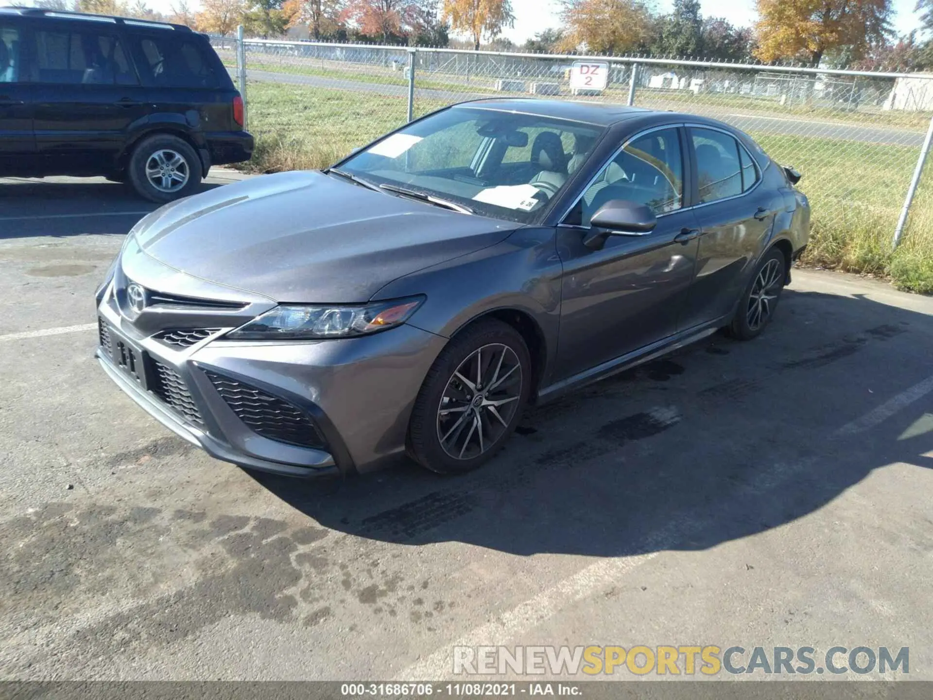 2 fotografías del automóvil dañado 4T1T11AKXMU591626 TOYOTA CAMRY 2021