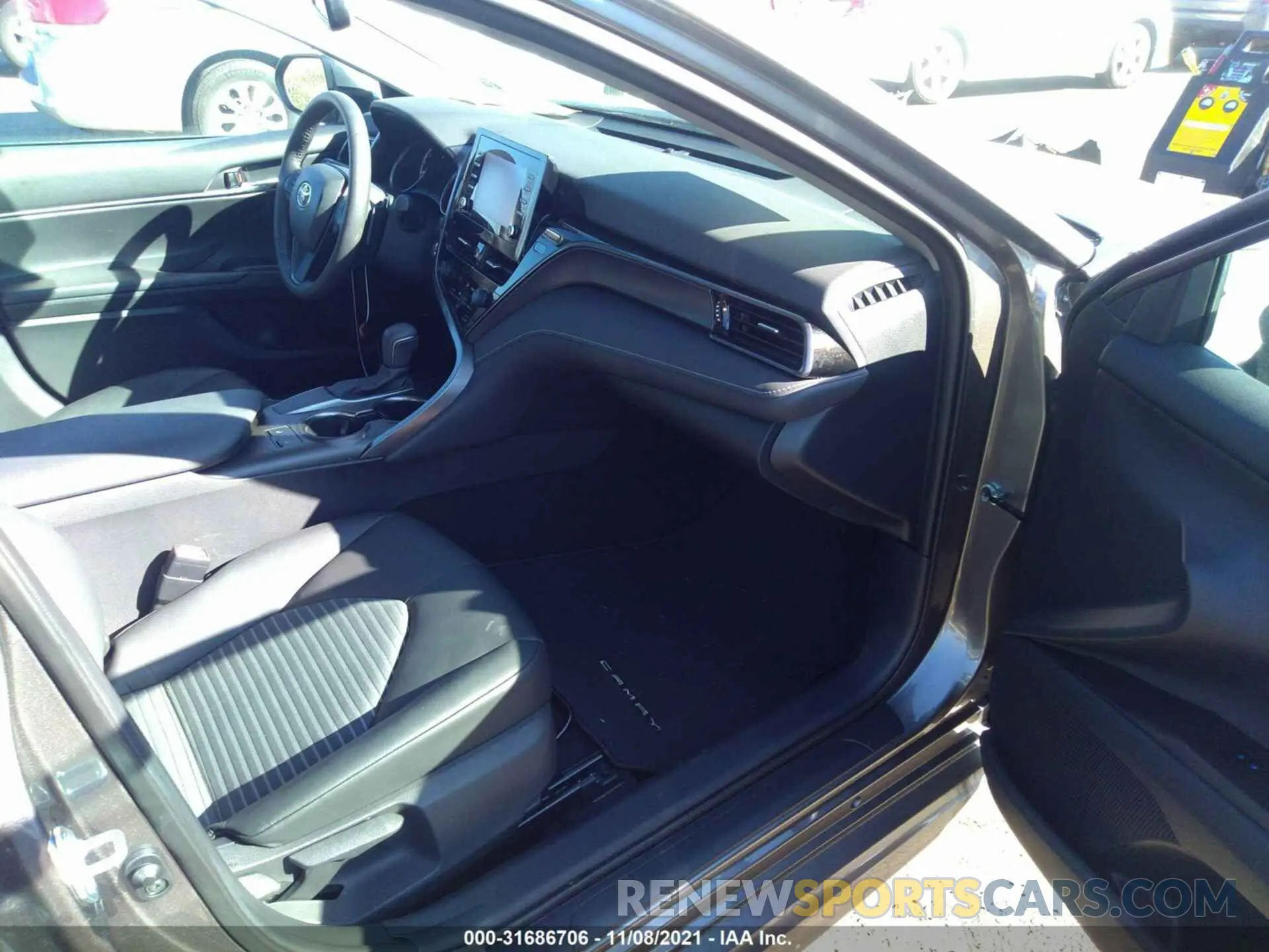 5 fotografías del automóvil dañado 4T1T11AKXMU591626 TOYOTA CAMRY 2021