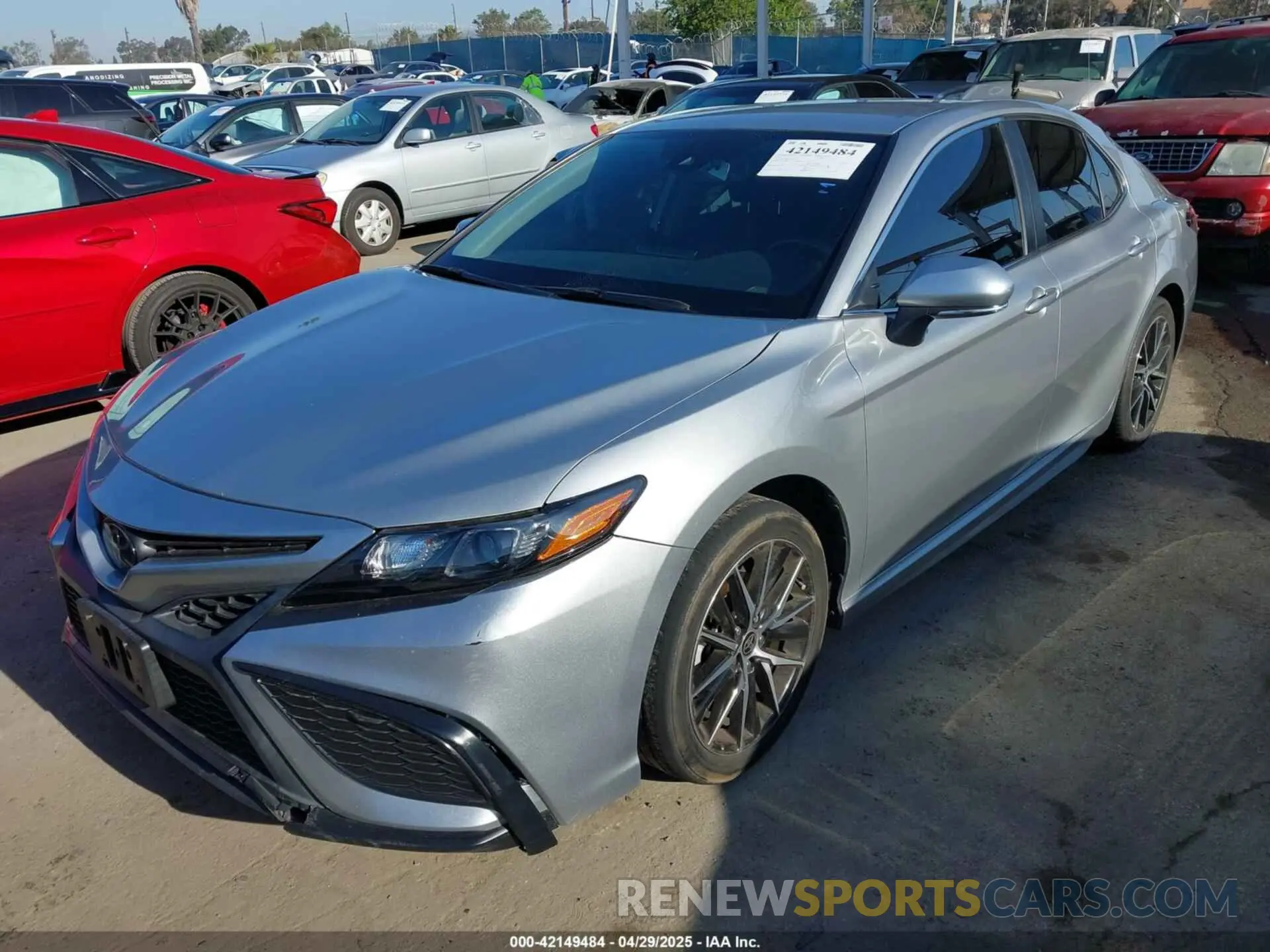 2 fotografías del automóvil dañado 4T1T11BK1MU041620 TOYOTA CAMRY 2021