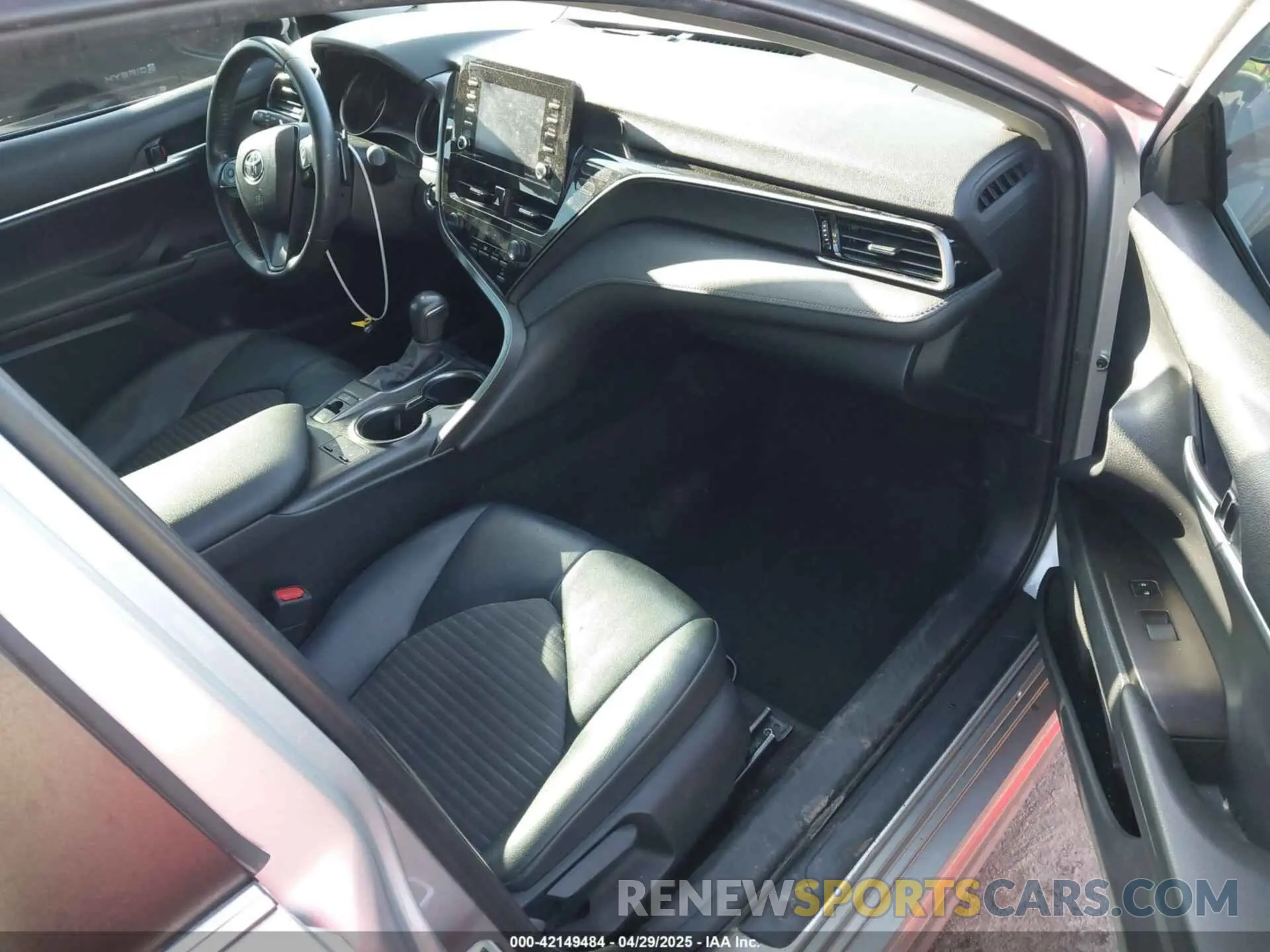 5 fotografías del automóvil dañado 4T1T11BK1MU041620 TOYOTA CAMRY 2021