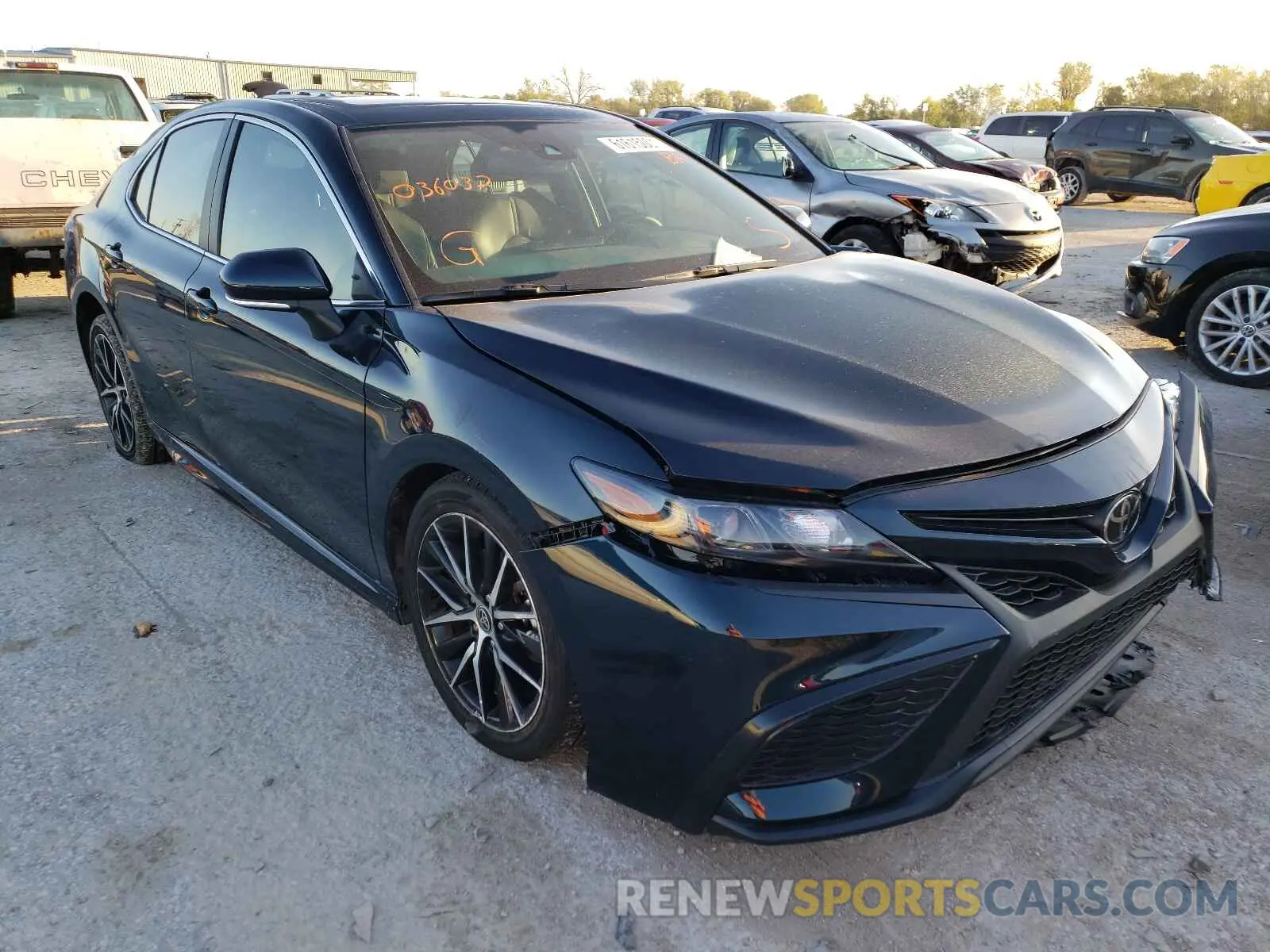 1 fotografías del automóvil dañado 4T1T11BK3MU036032 TOYOTA CAMRY 2021