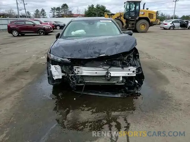 14 fotografías del automóvil dañado 4T1T11BK4MU024441 TOYOTA CAMRY 2021