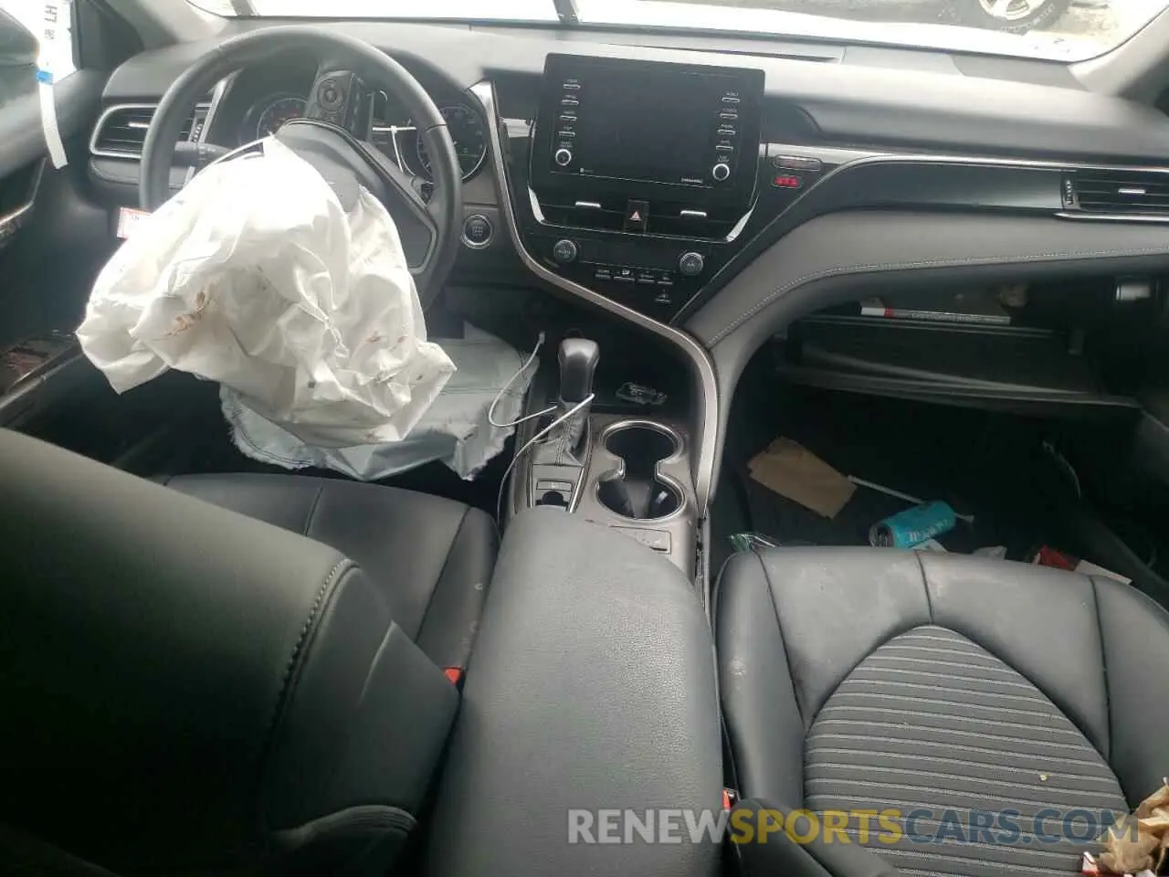 8 fotografías del automóvil dañado 4T1T11BK5MU023492 TOYOTA CAMRY 2021