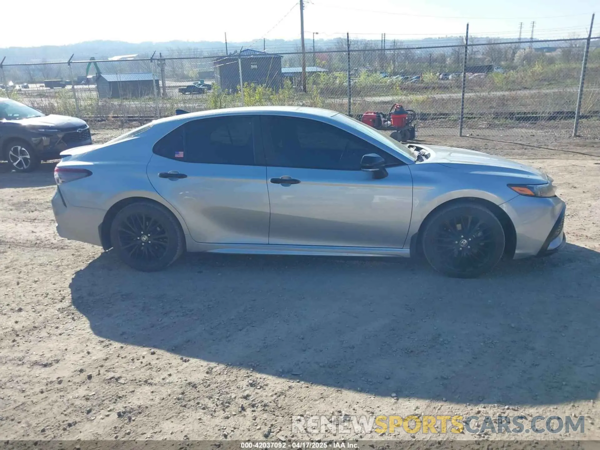 13 fotografías del automóvil dañado 4T1T11BK5MU028501 TOYOTA CAMRY 2021
