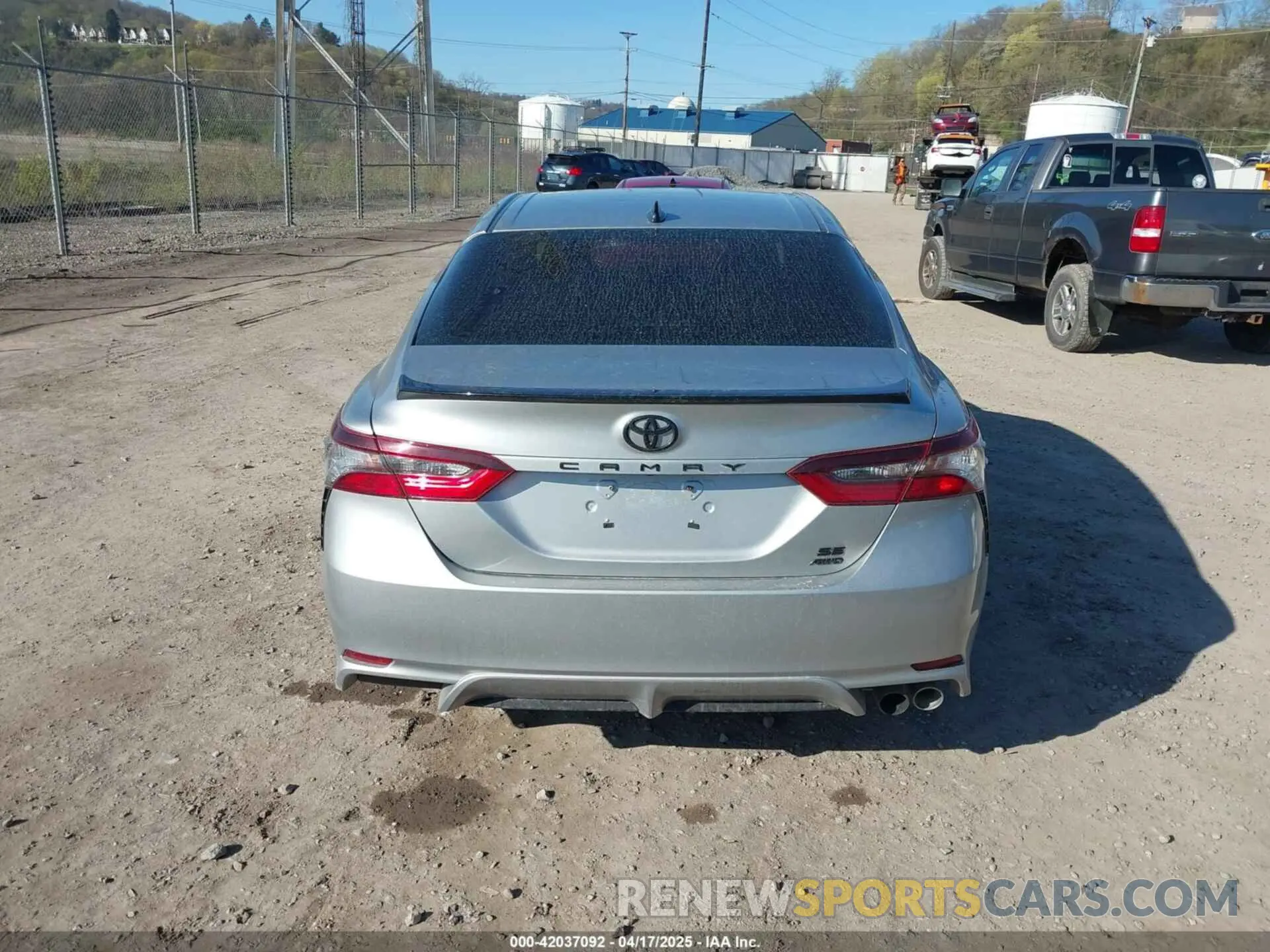 16 fotografías del automóvil dañado 4T1T11BK5MU028501 TOYOTA CAMRY 2021