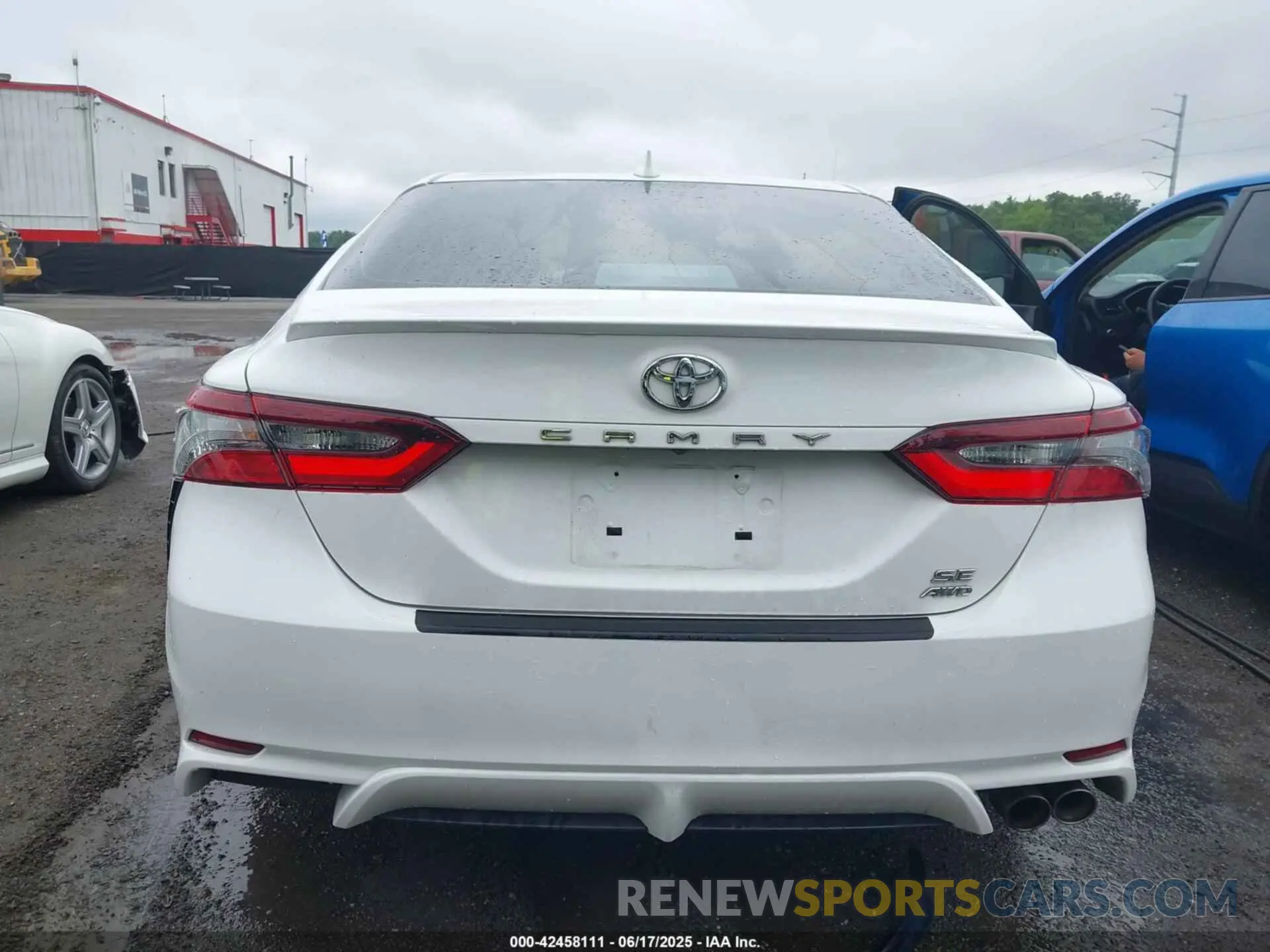 16 fotografías del automóvil dañado 4T1T11BK6MU031374 TOYOTA CAMRY 2021