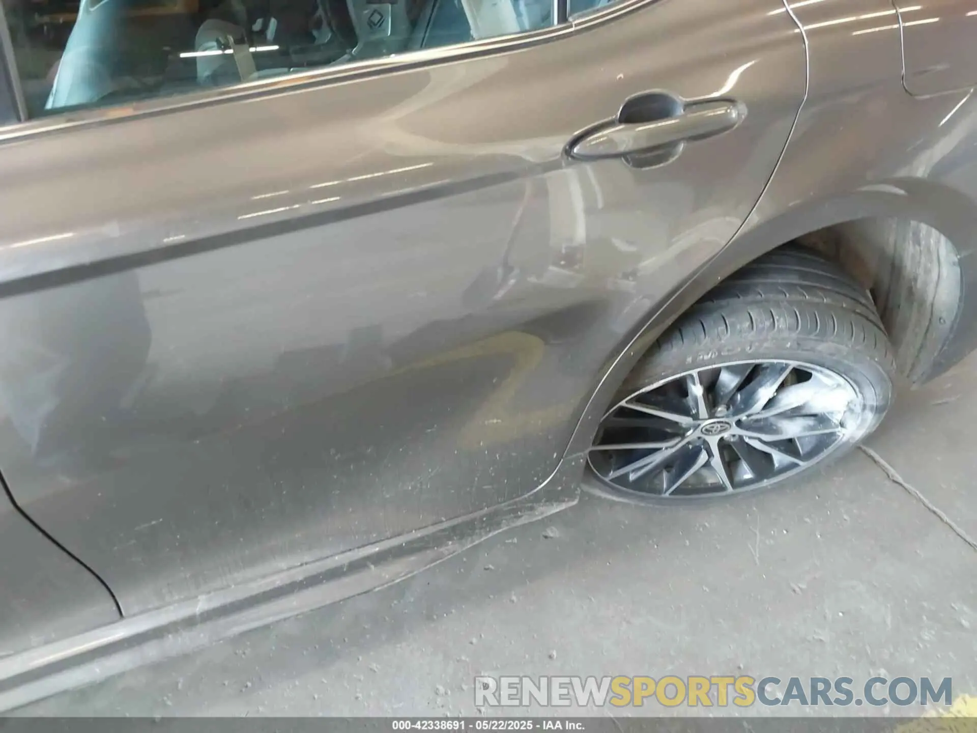 6 fotografías del automóvil dañado 4T1T11BK7MU044439 TOYOTA CAMRY 2021