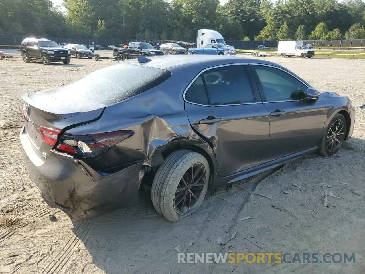 3 fotografías del automóvil dañado 4T1T11BK9MU027836 TOYOTA CAMRY 2021