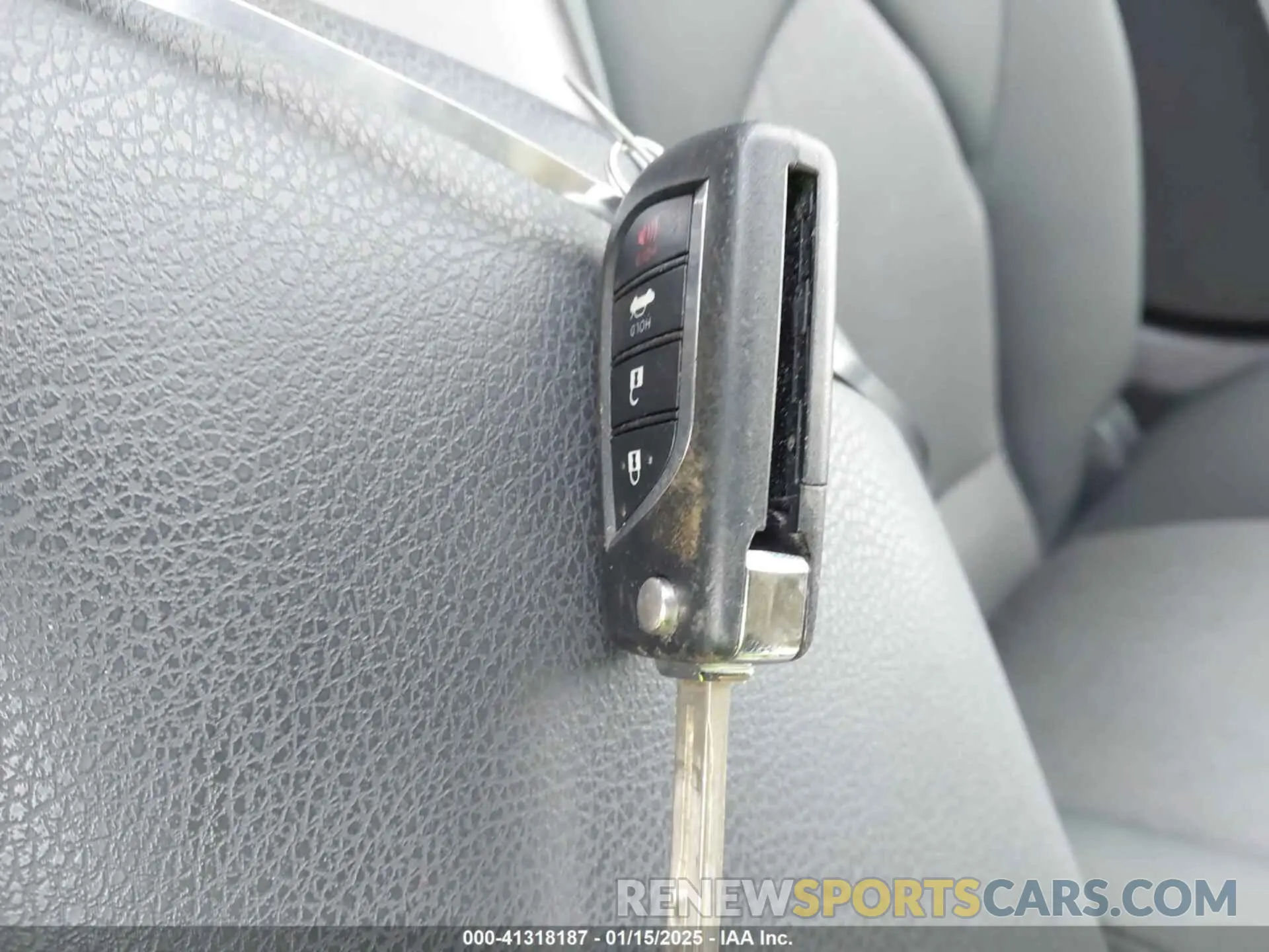 11 fotografías del automóvil dañado 4T1C11AK0NU063417 TOYOTA CAMRY 2022