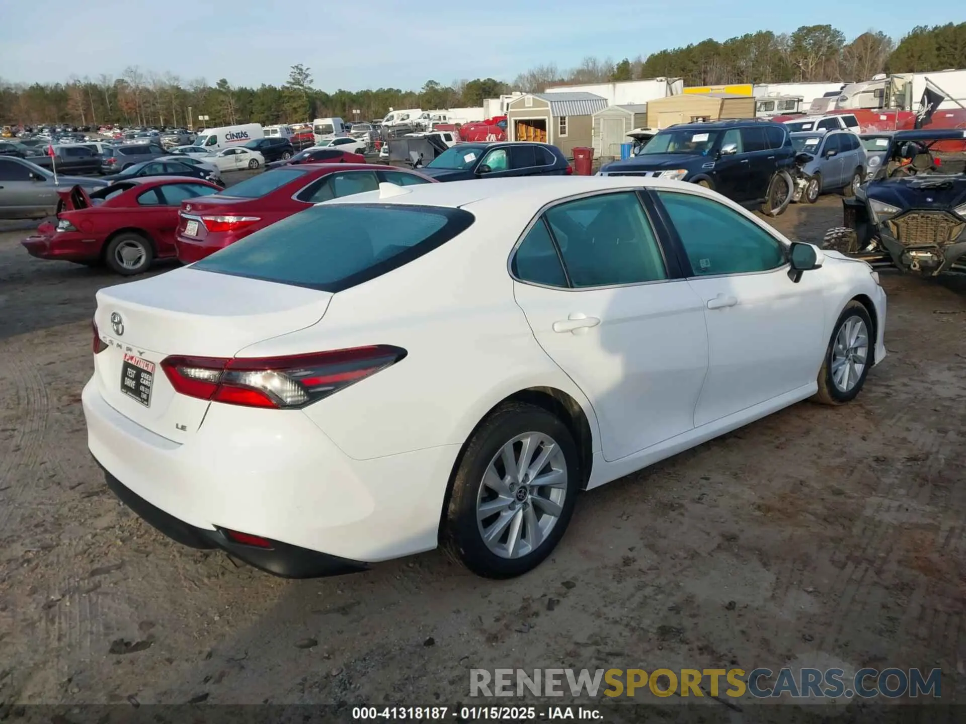 4 fotografías del automóvil dañado 4T1C11AK0NU063417 TOYOTA CAMRY 2022