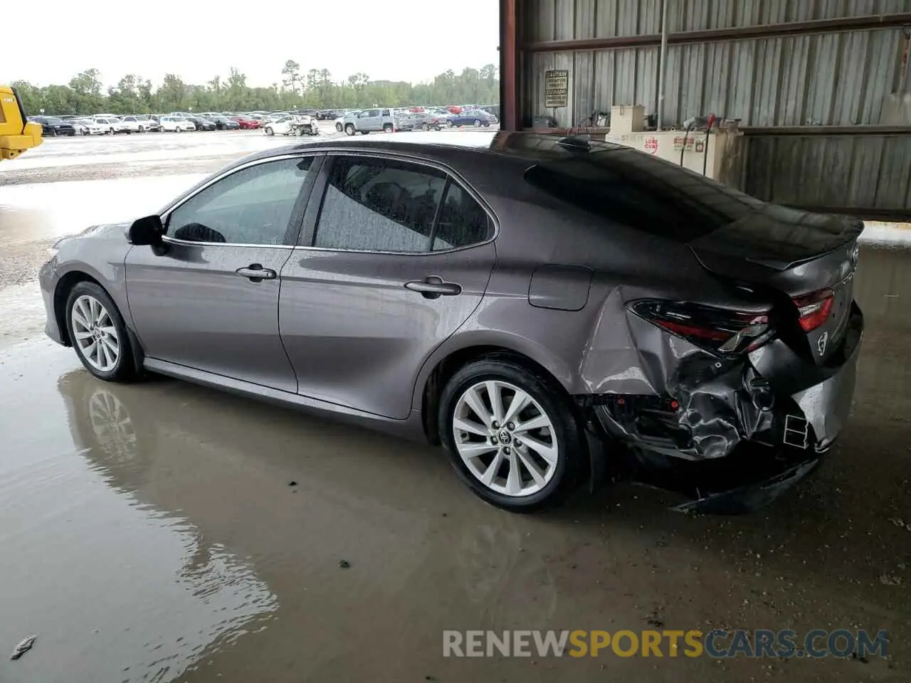 2 fotografías del automóvil dañado 4T1C11AK0NU619290 TOYOTA CAMRY 2022