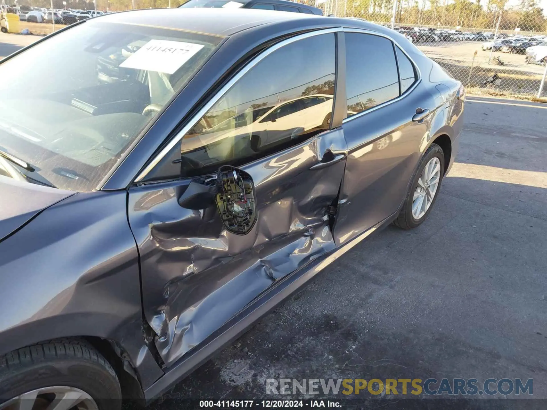 17 fotografías del automóvil dañado 4T1C11AK0NU628572 TOYOTA CAMRY 2022