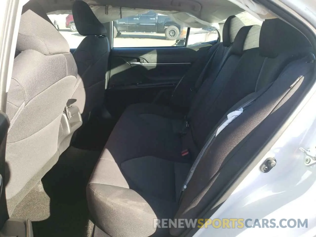 10 fotografías del automóvil dañado 4T1C11AK0NU673625 TOYOTA CAMRY 2022