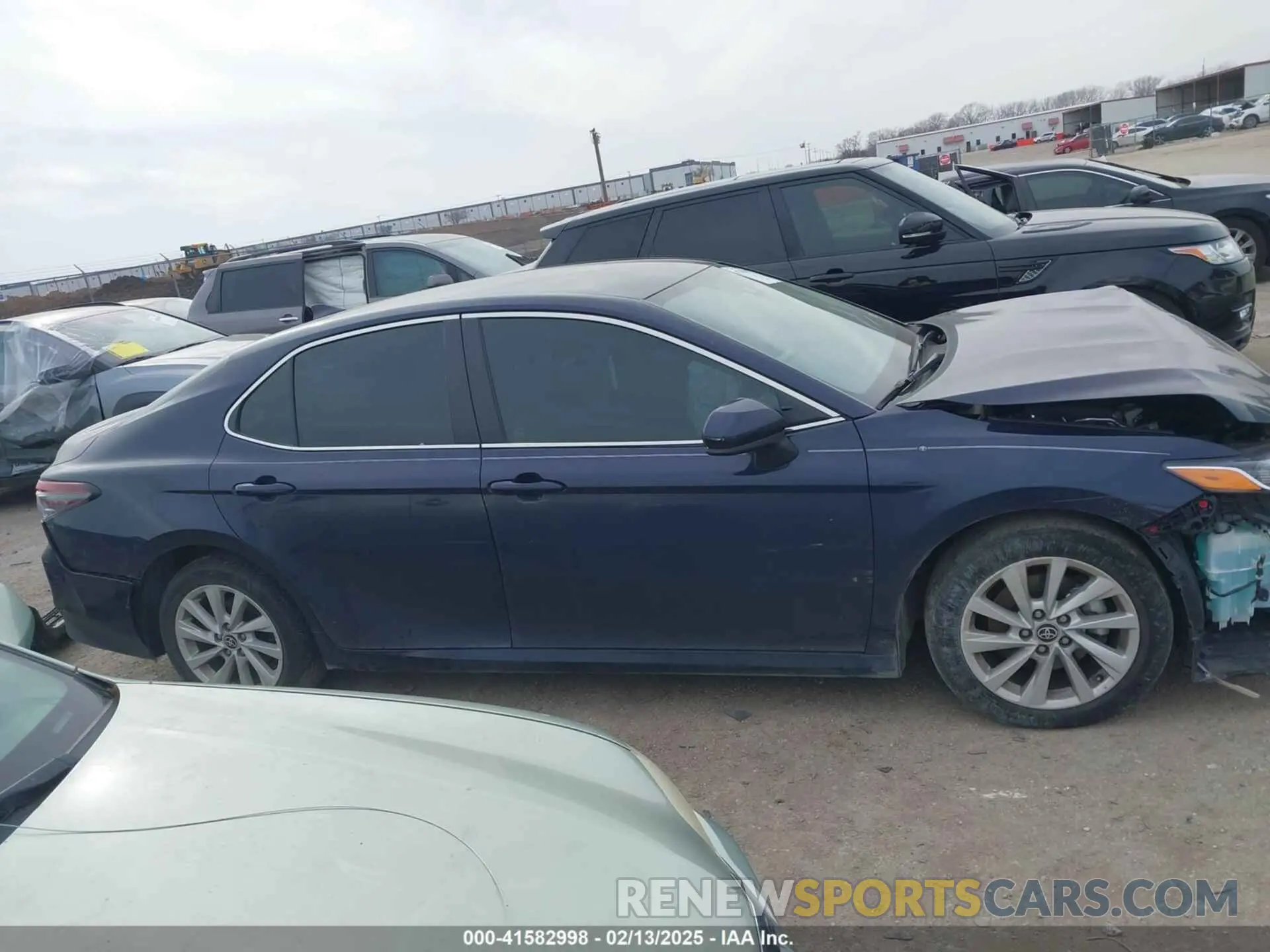 14 fotografías del automóvil dañado 4T1C11AK0NU674547 TOYOTA CAMRY 2022