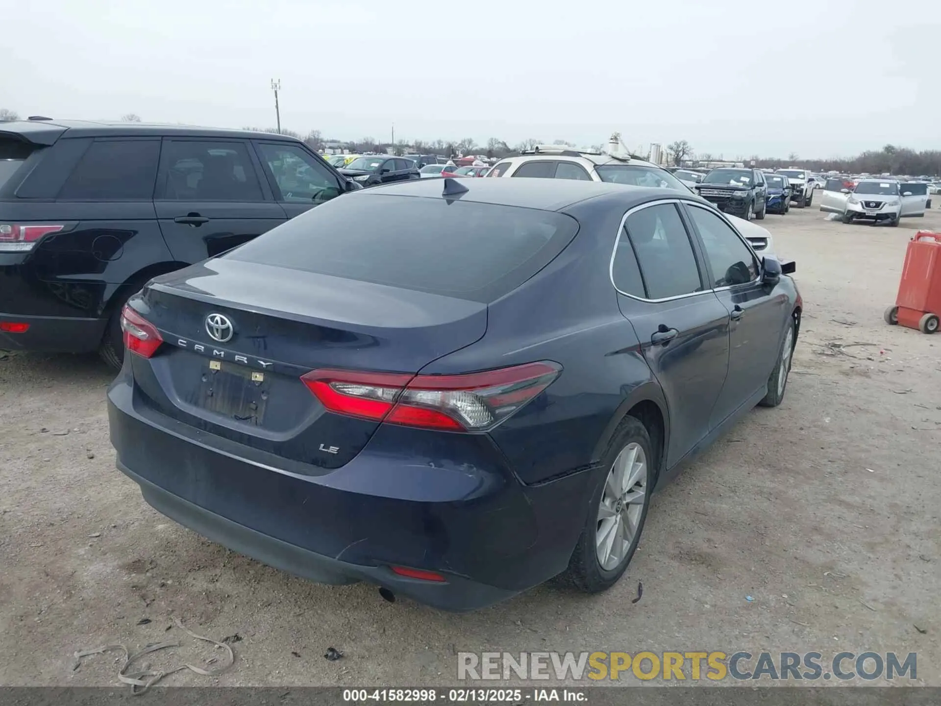 4 fotografías del automóvil dañado 4T1C11AK0NU674547 TOYOTA CAMRY 2022