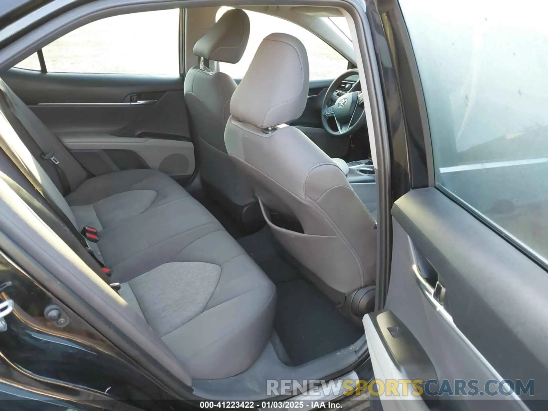 8 fotografías del automóvil dañado 4T1C11AK0NU692739 TOYOTA CAMRY 2022