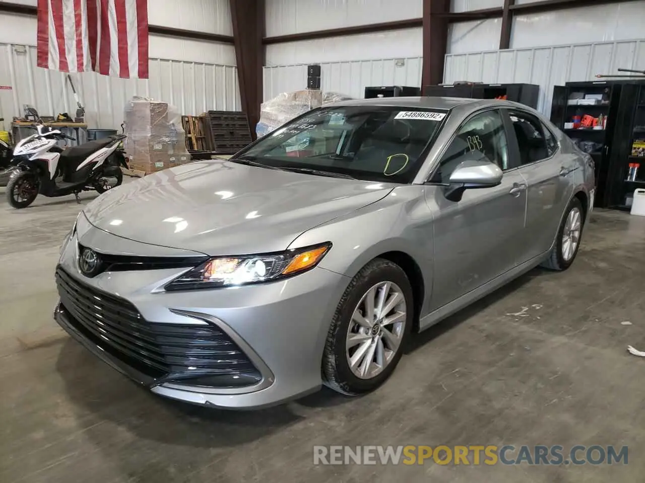 2 fotografías del automóvil dañado 4T1C11AK1NU048683 TOYOTA CAMRY 2022
