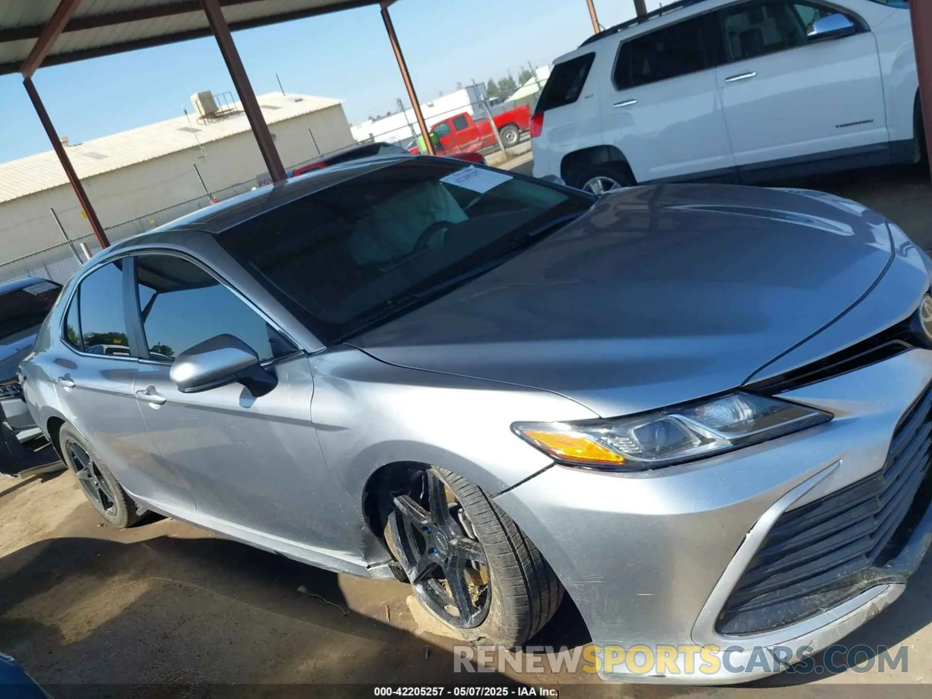14 fotografías del automóvil dañado 4T1C11AK1NU621288 TOYOTA CAMRY 2022