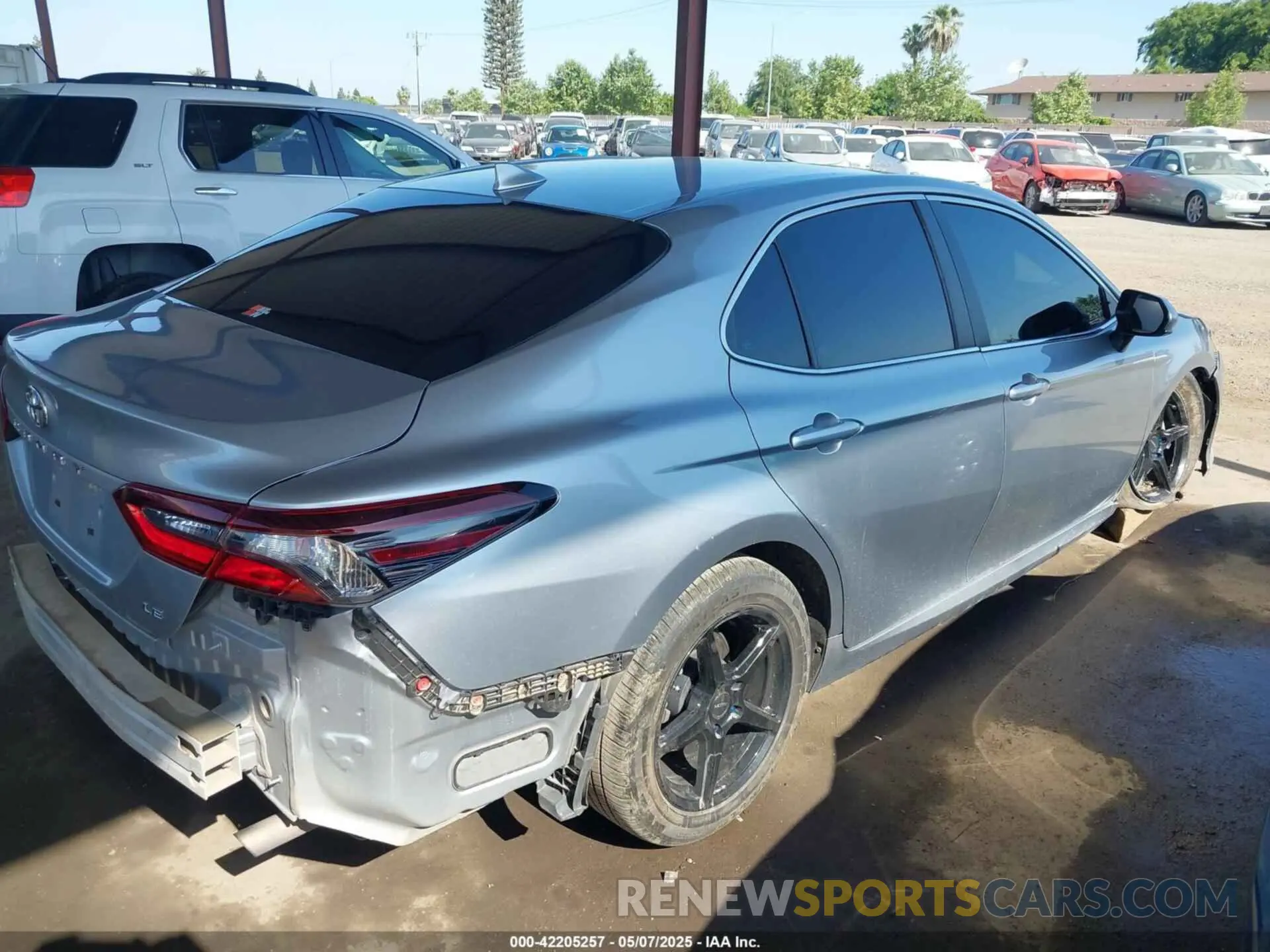 4 fotografías del automóvil dañado 4T1C11AK1NU621288 TOYOTA CAMRY 2022