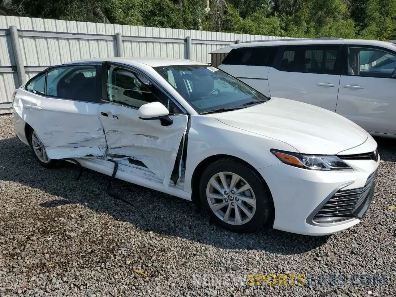 4 fotografías del automóvil dañado 4T1C11AK1NU652671 TOYOTA CAMRY 2022