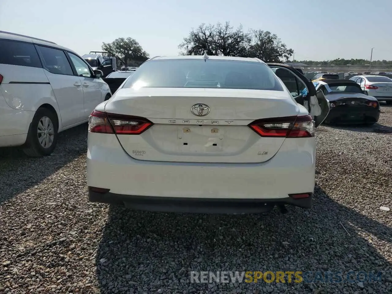 6 fotografías del automóvil dañado 4T1C11AK1NU652671 TOYOTA CAMRY 2022