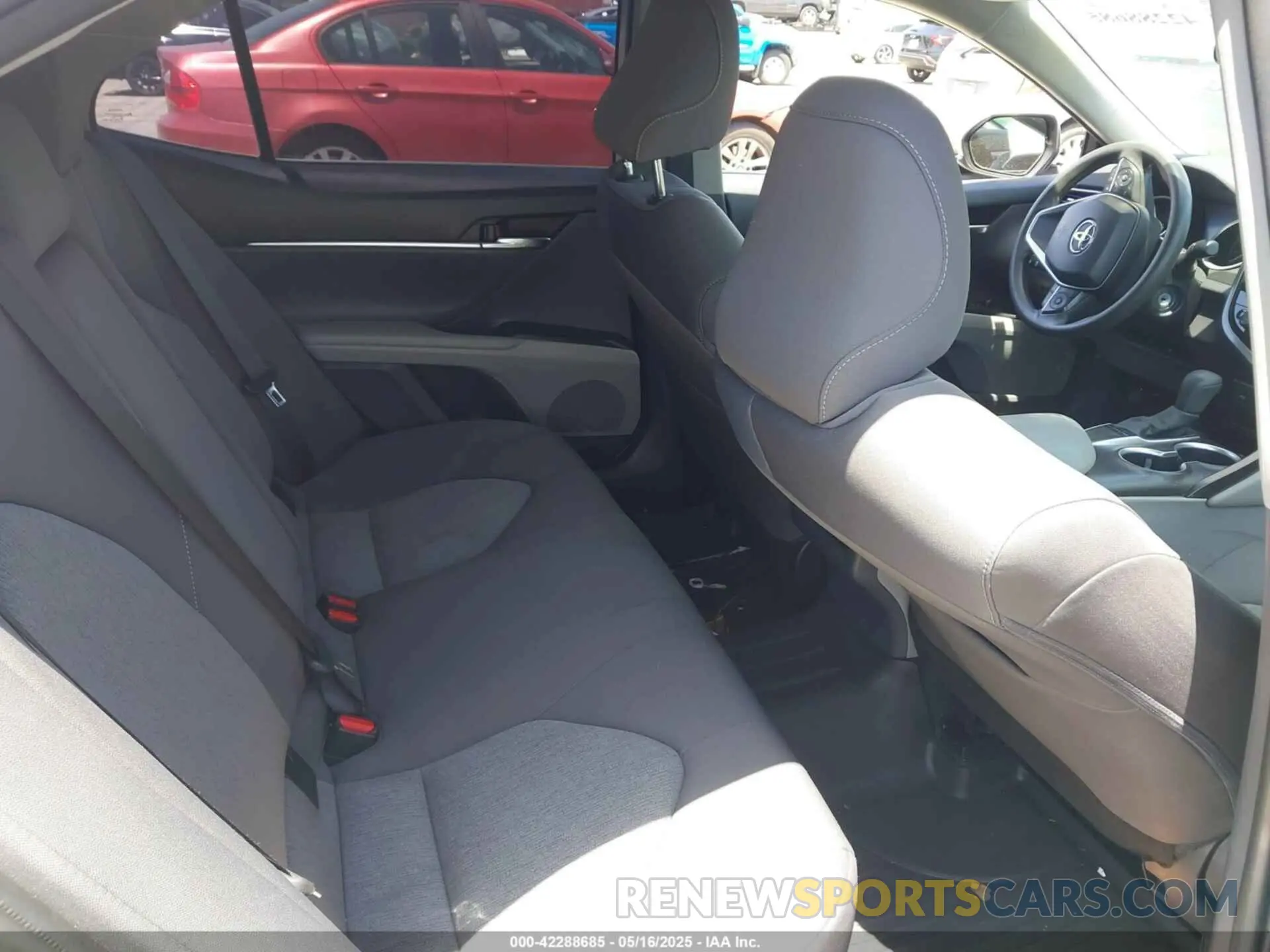 8 fotografías del automóvil dañado 4T1C11AK1NU707569 TOYOTA CAMRY 2022