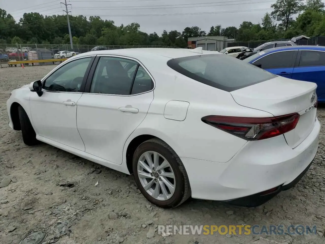2 fotografías del automóvil dañado 4T1C11AK1NU712948 TOYOTA CAMRY 2022