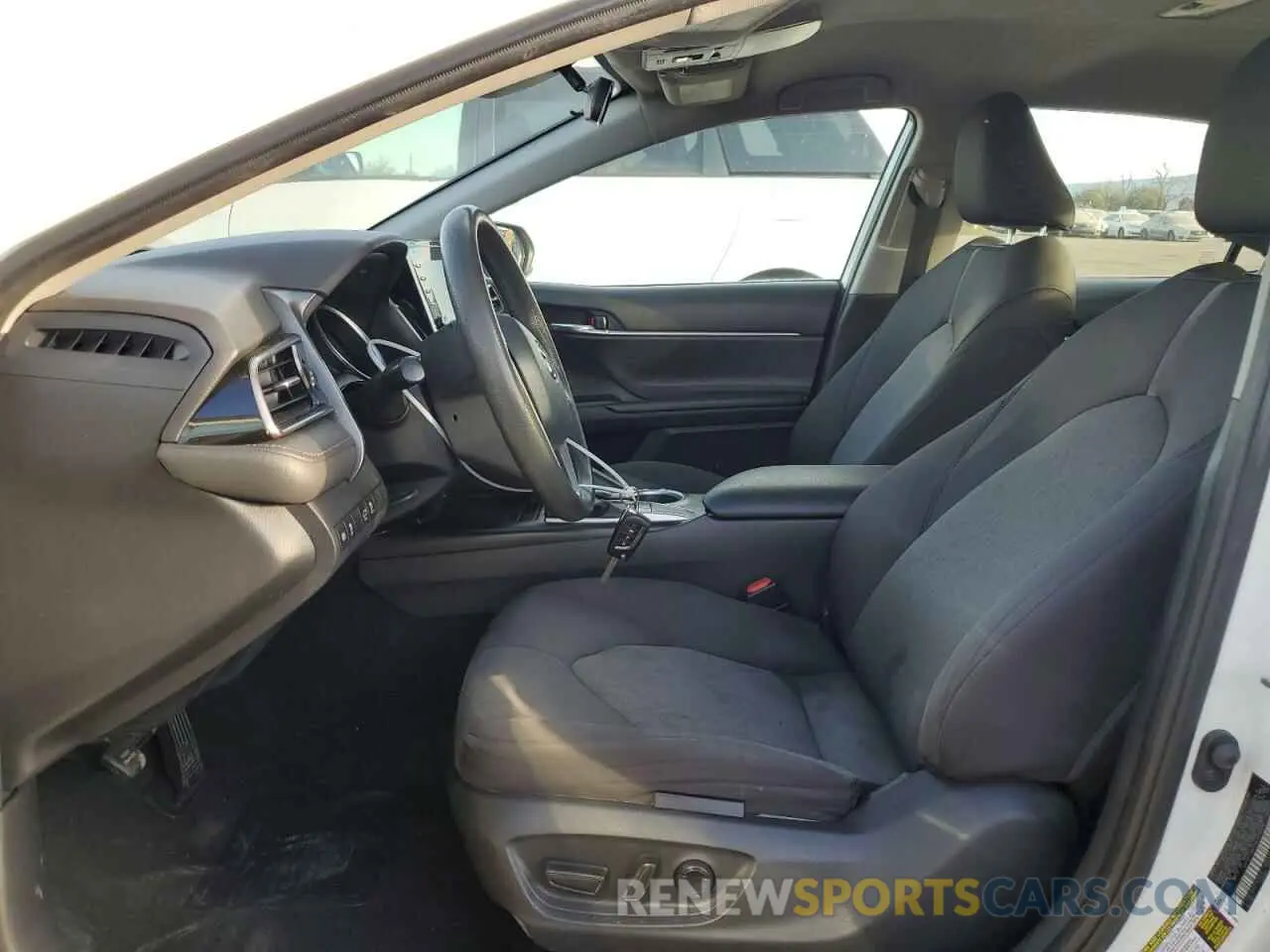 7 fotografías del automóvil dañado 4T1C11AK2NU499699 TOYOTA CAMRY 2022