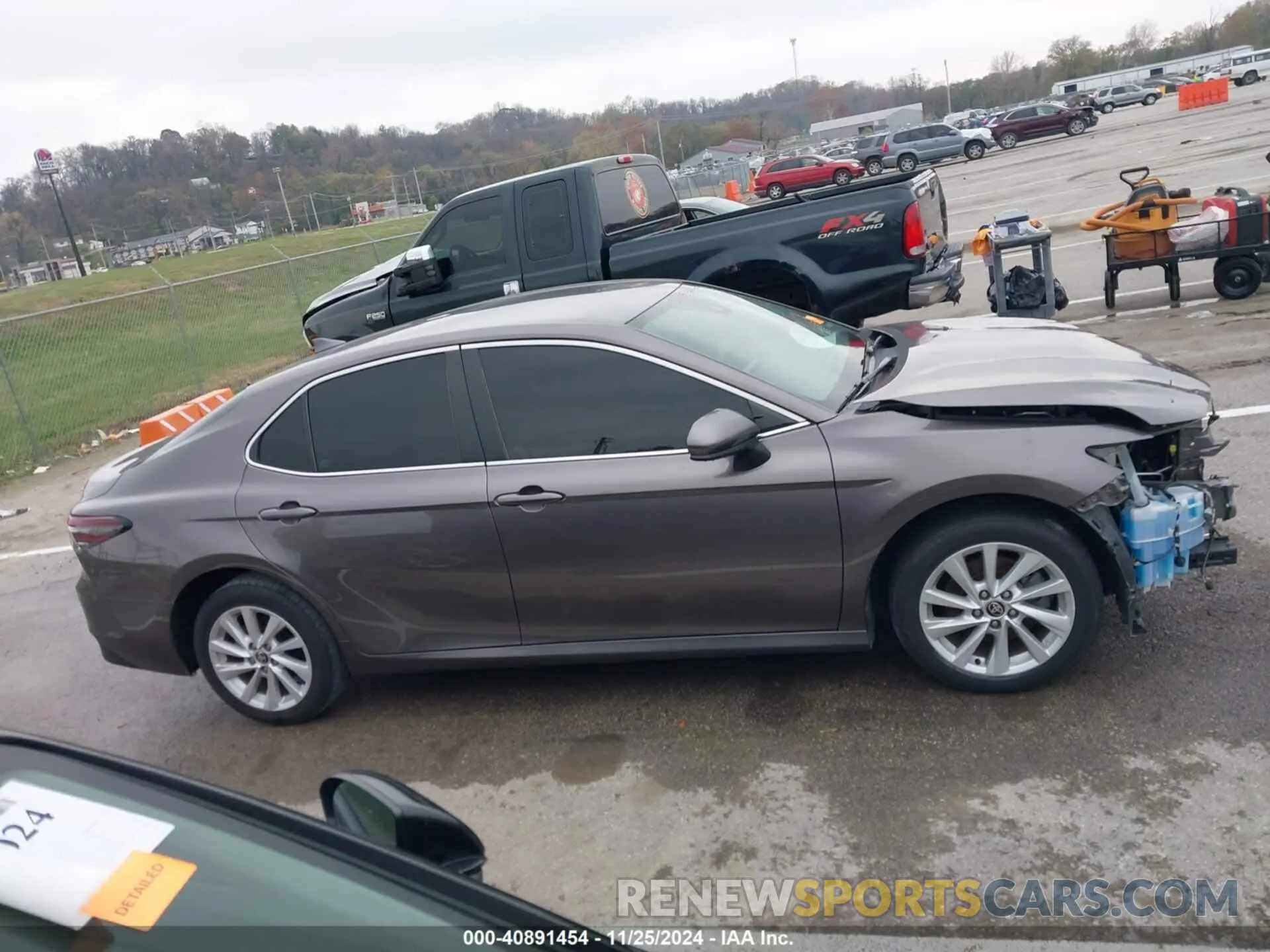 14 fotografías del automóvil dañado 4T1C11AK2NU665574 TOYOTA CAMRY 2022