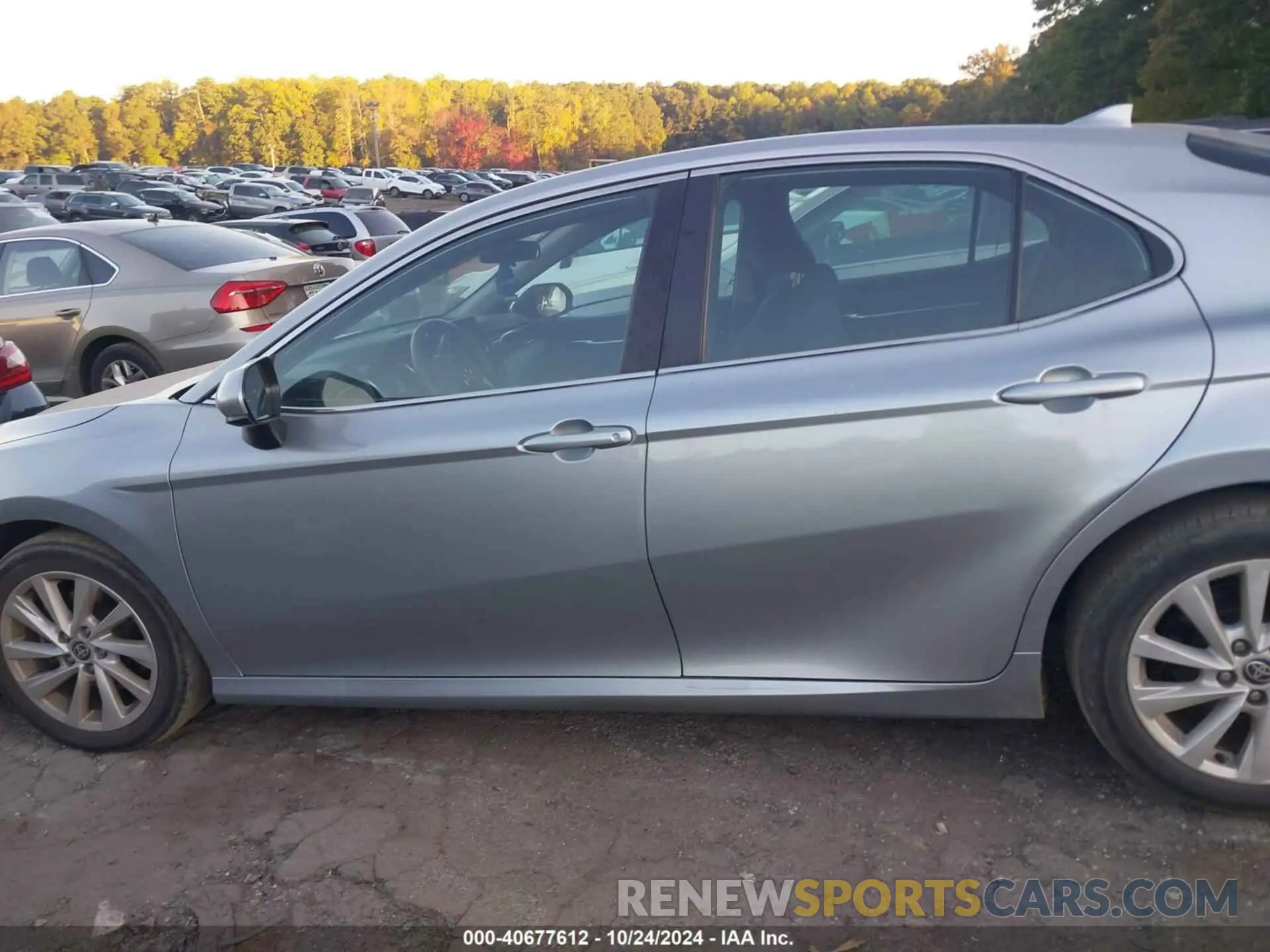 14 fotografías del automóvil dañado 4T1C11AK3NU032307 TOYOTA CAMRY 2022