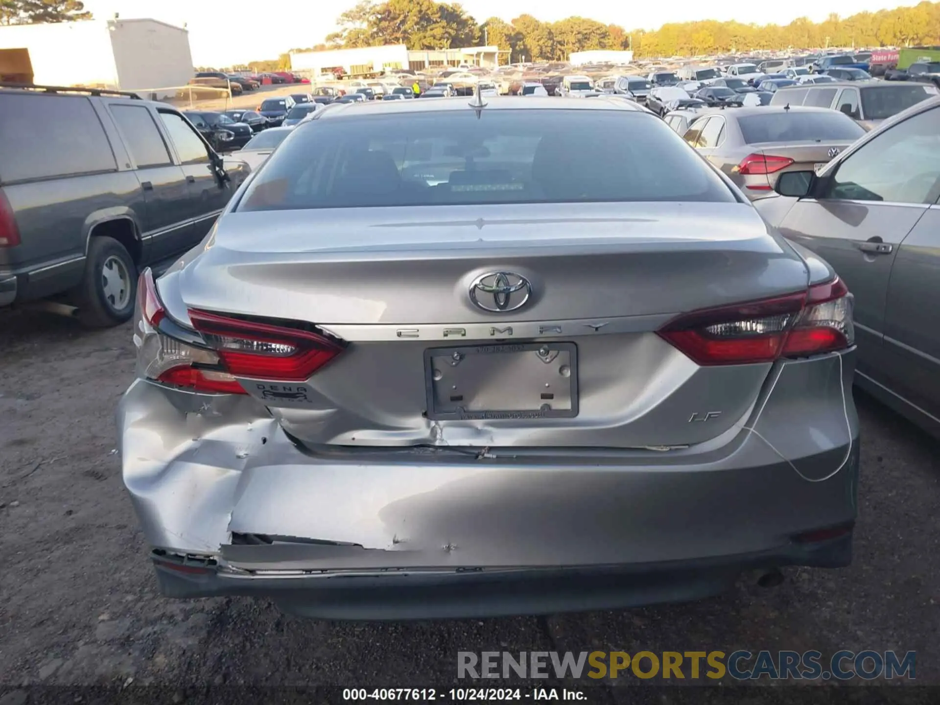 16 fotografías del automóvil dañado 4T1C11AK3NU032307 TOYOTA CAMRY 2022