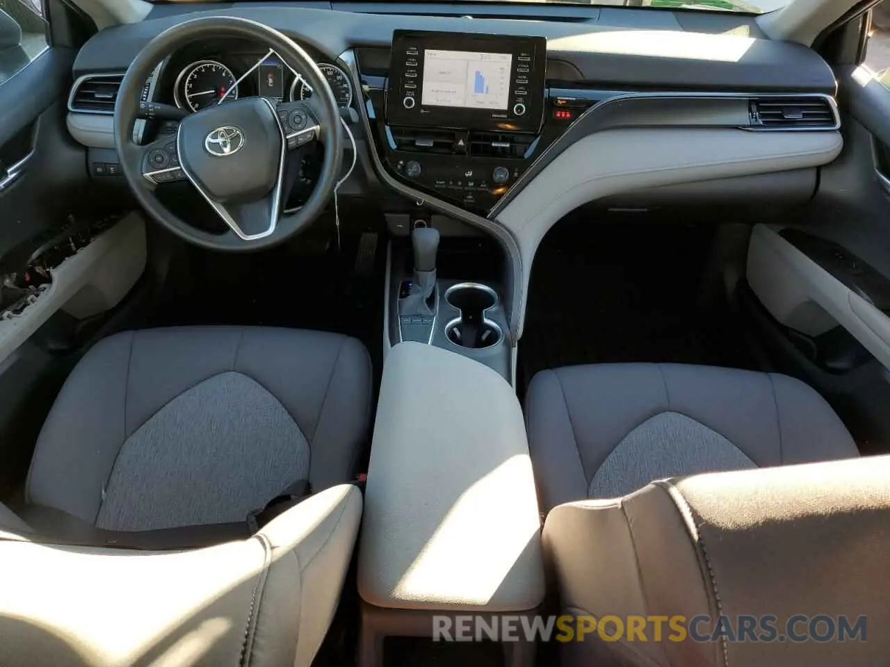 8 fotografías del automóvil dañado 4T1C11AK3NU046983 TOYOTA CAMRY 2022