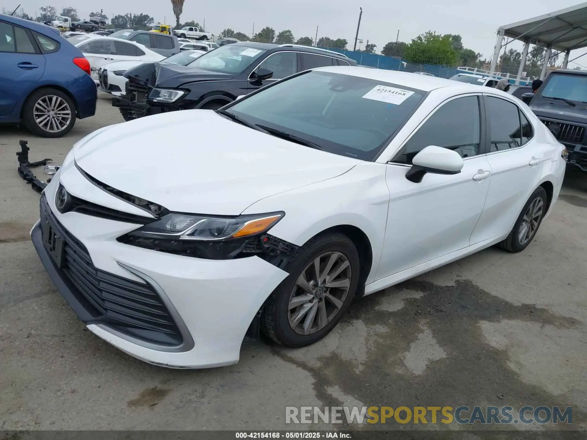 2 fotografías del automóvil dañado 4T1C11AK3NU625990 TOYOTA CAMRY 2022