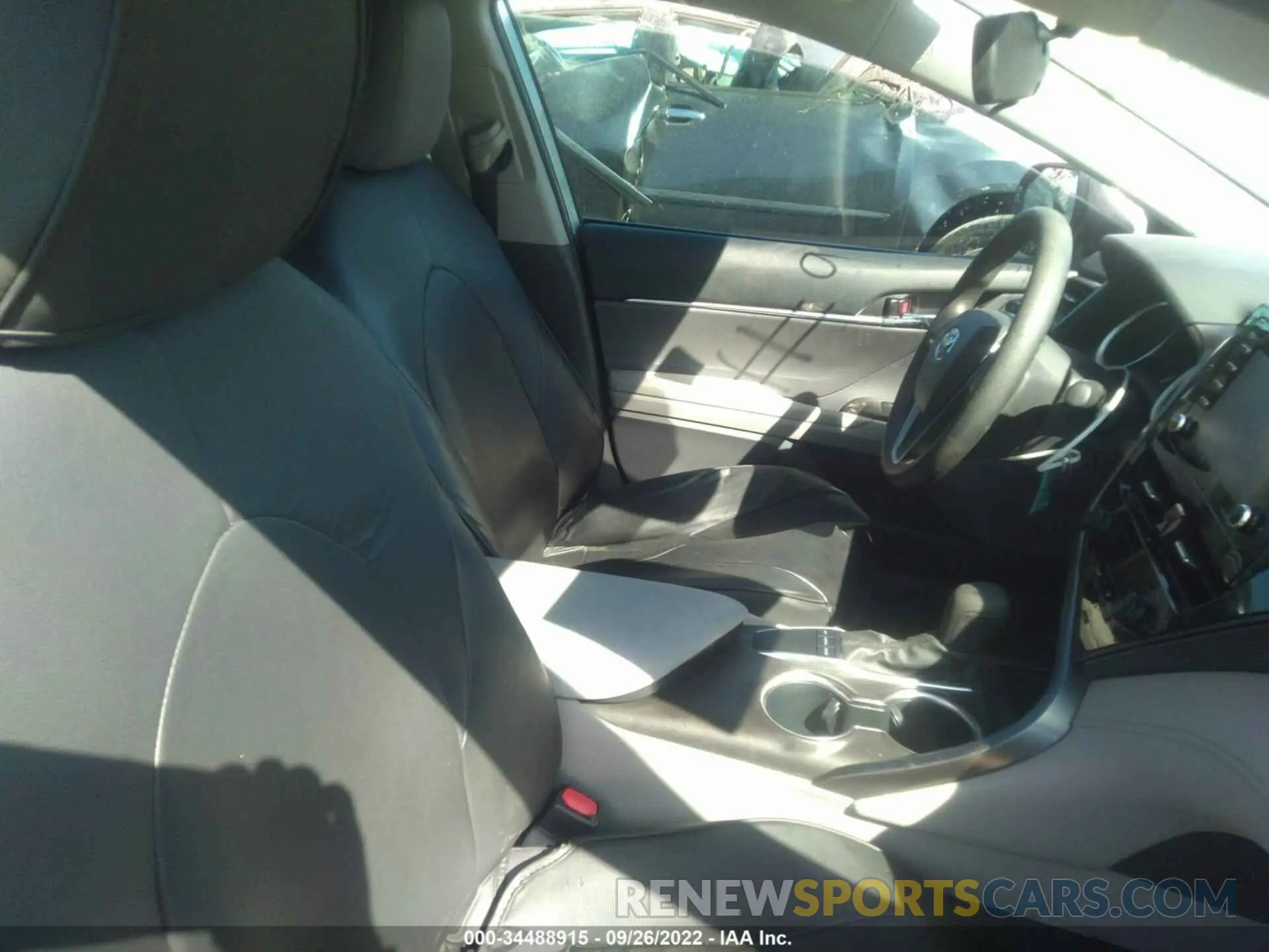 5 fotografías del automóvil dañado 4T1C11AK3NU637184 TOYOTA CAMRY 2022