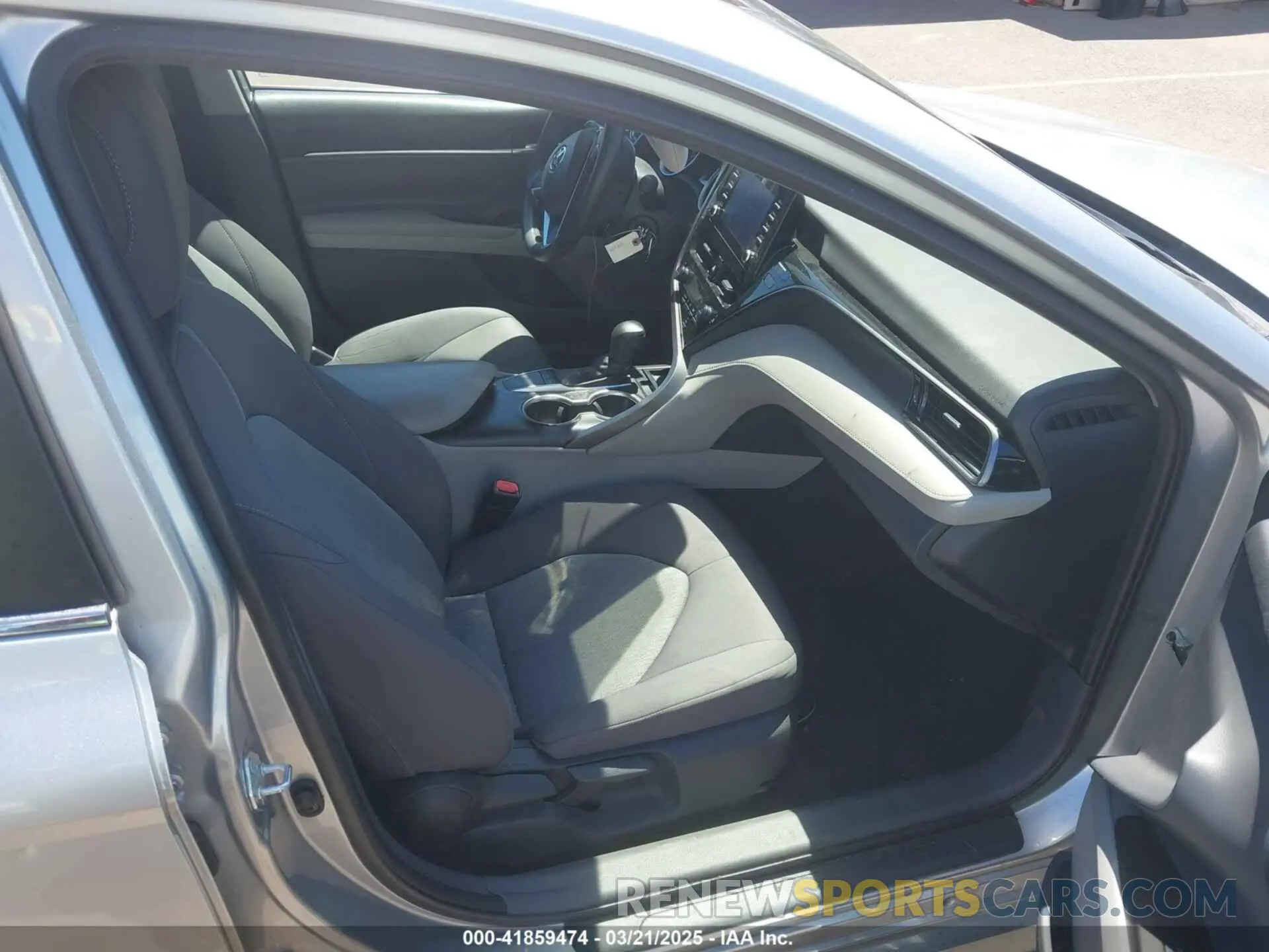 5 fotografías del automóvil dañado 4T1C11AK3NU638299 TOYOTA CAMRY 2022