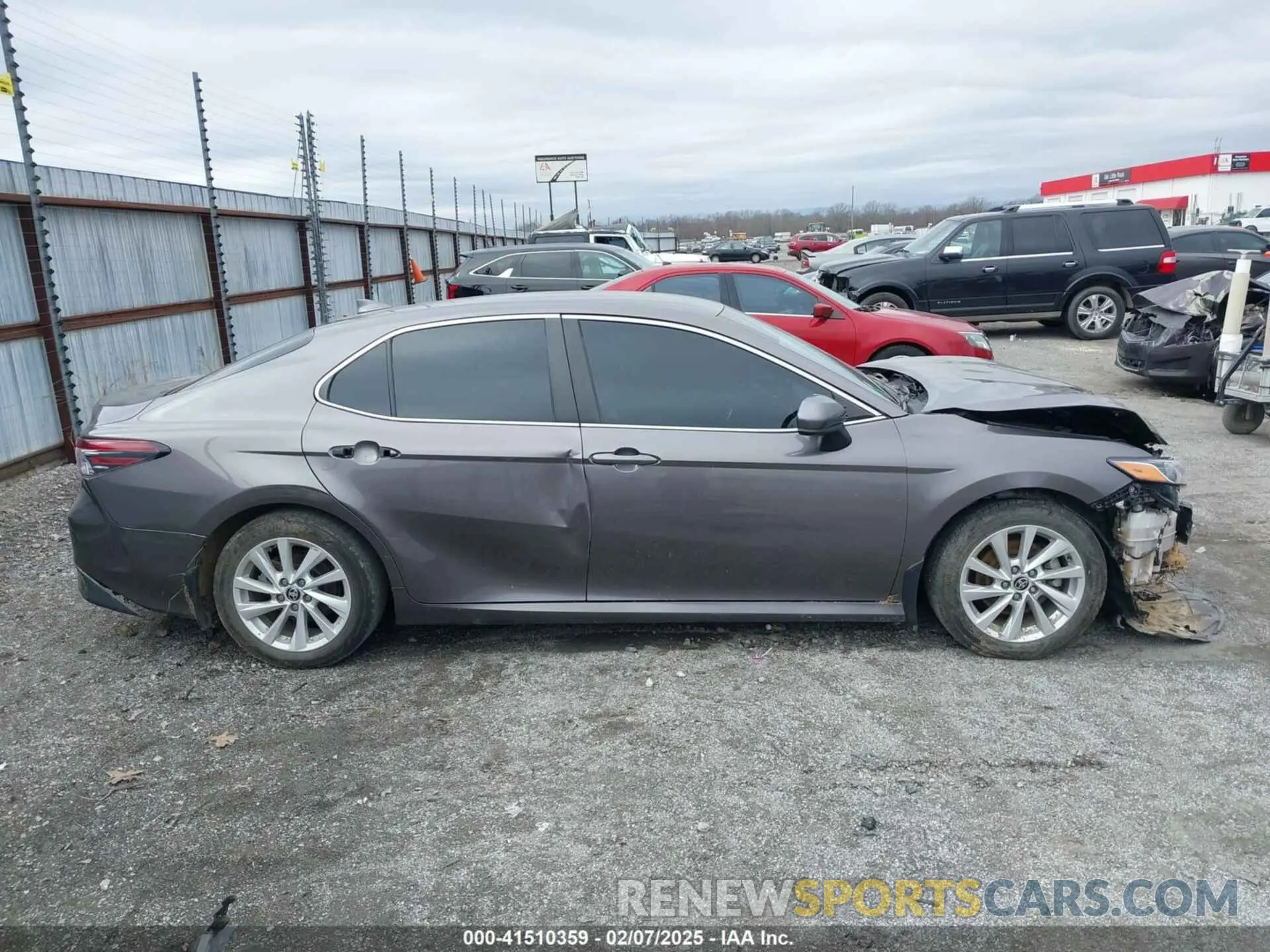 14 fotografías del automóvil dañado 4T1C11AK3NU655295 TOYOTA CAMRY 2022
