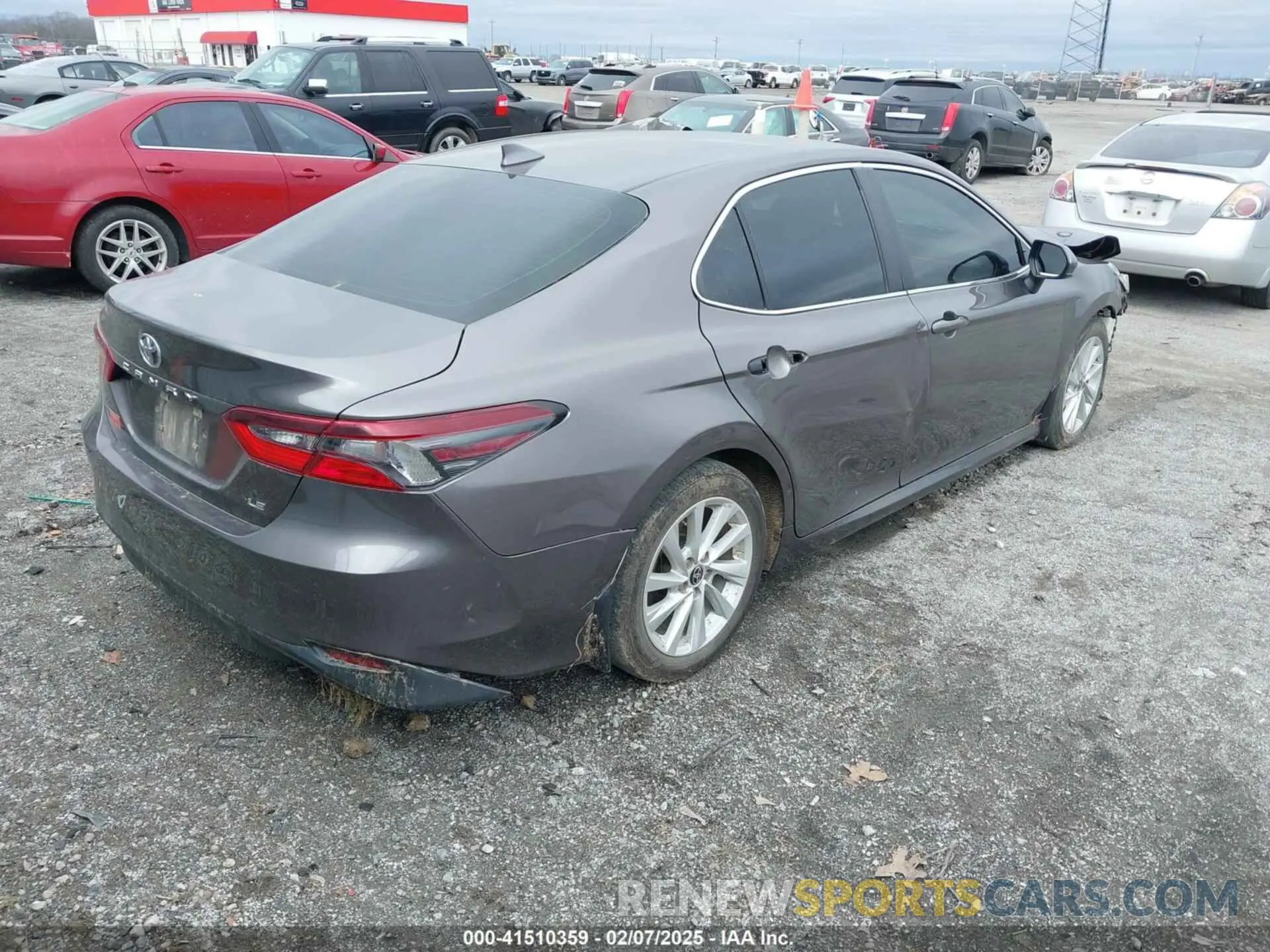 4 fotografías del automóvil dañado 4T1C11AK3NU655295 TOYOTA CAMRY 2022