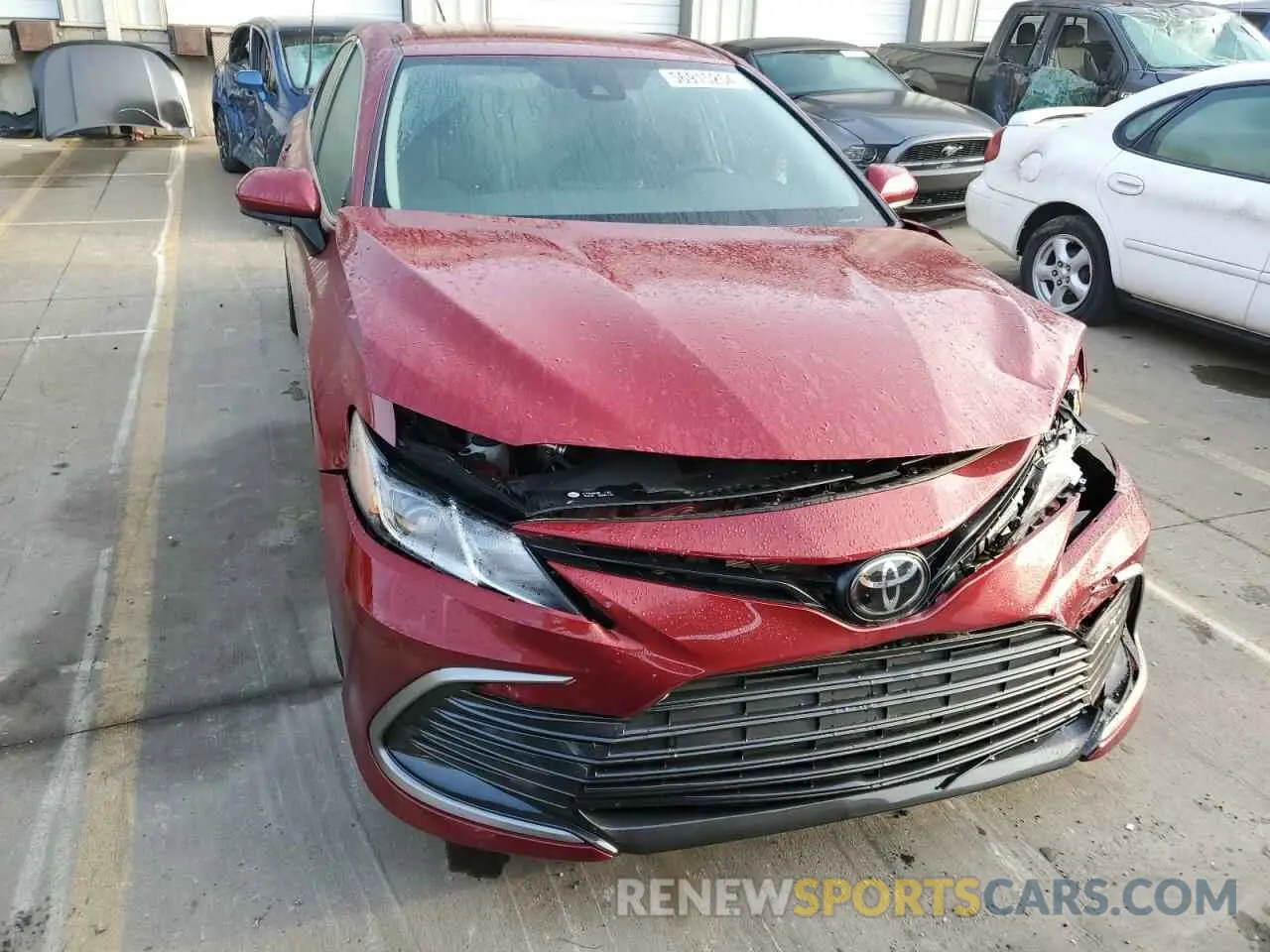 5 fotografías del automóvil dañado 4T1C11AK3NU678379 TOYOTA CAMRY 2022