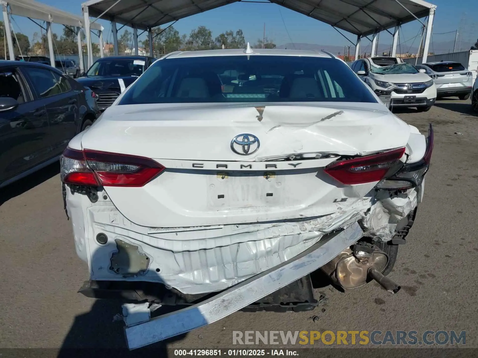 16 fotografías del automóvil dañado 4T1C11AK3NU715205 TOYOTA CAMRY 2022