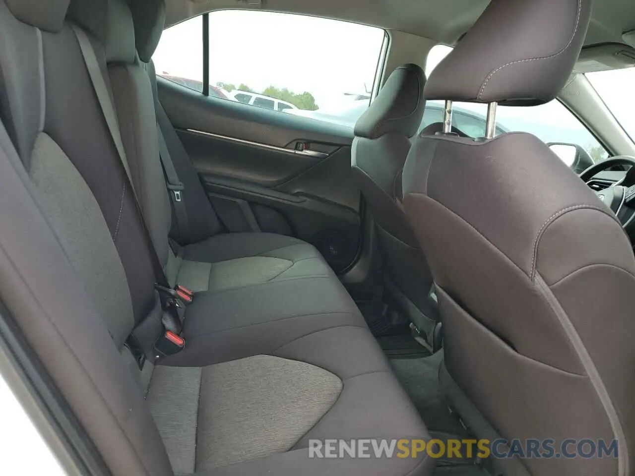 10 fotografías del automóvil dañado 4T1C11AK4NU018884 TOYOTA CAMRY 2022