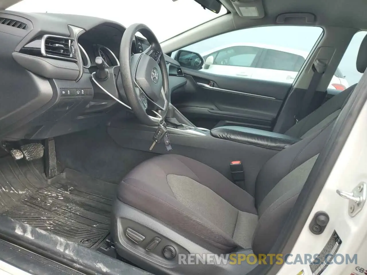7 fotografías del automóvil dañado 4T1C11AK4NU018884 TOYOTA CAMRY 2022