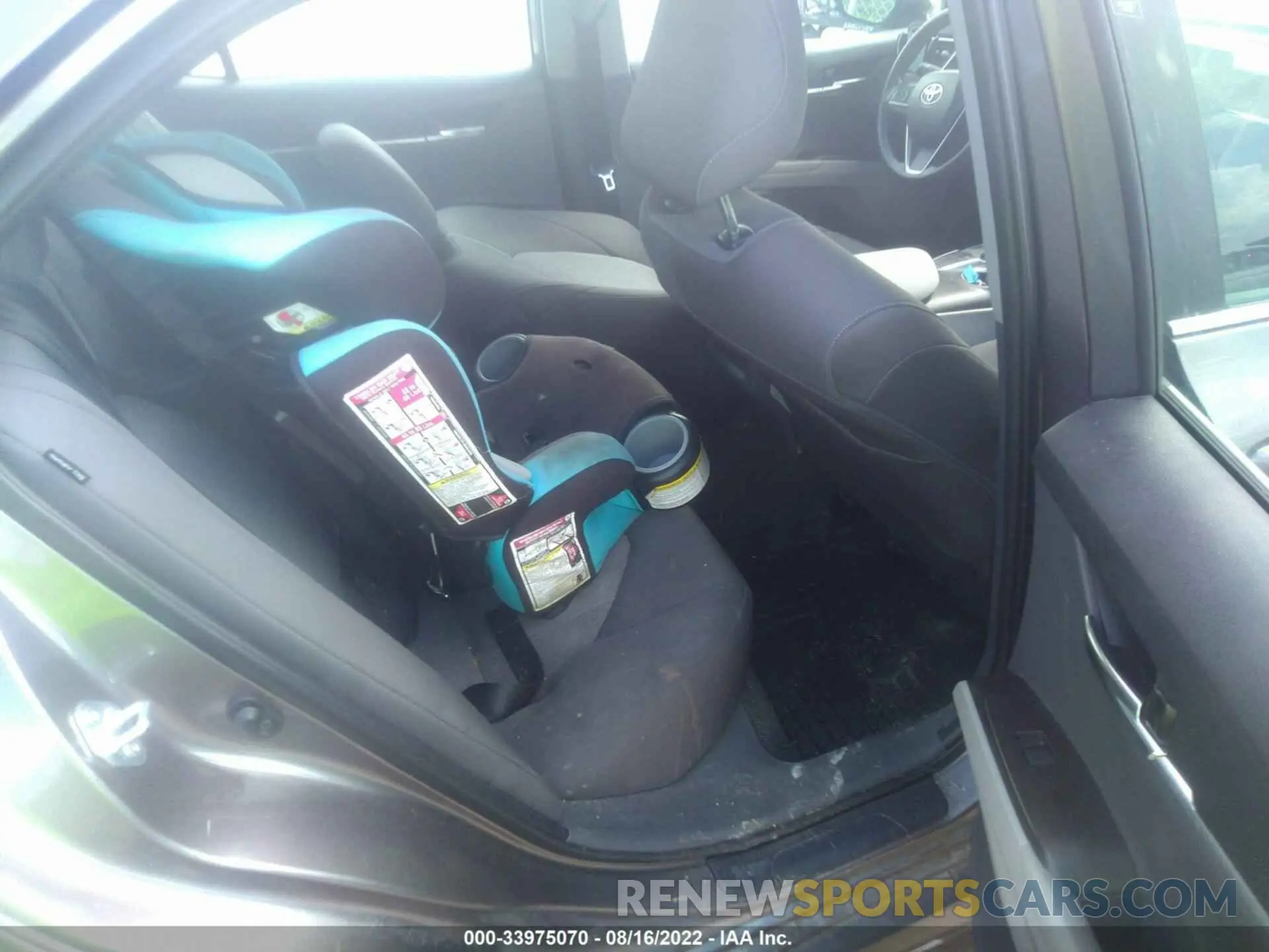 8 fotografías del automóvil dañado 4T1C11AK4NU635301 TOYOTA CAMRY 2022