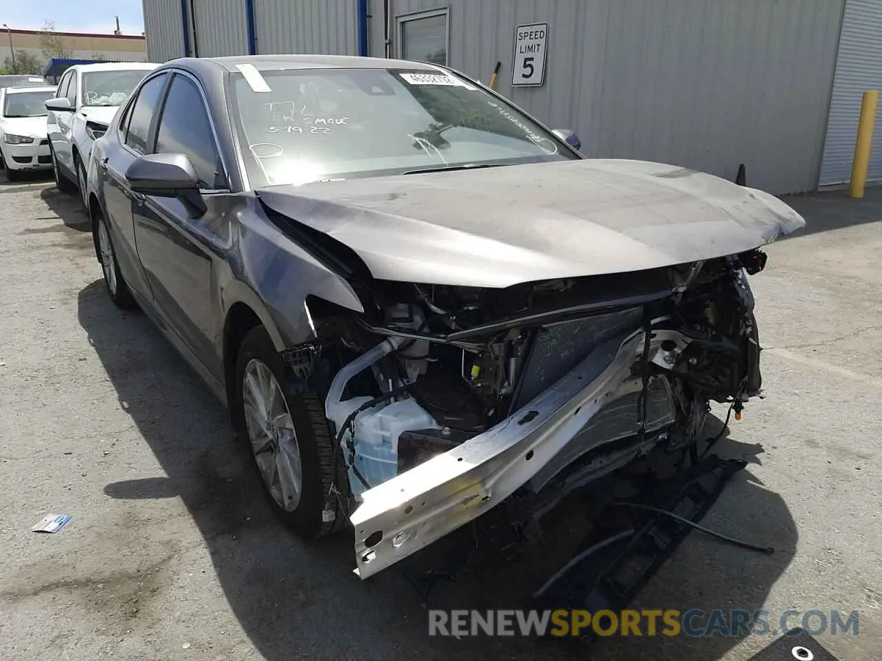 1 fotografías del automóvil dañado 4T1C11AK4NU646069 TOYOTA CAMRY 2022