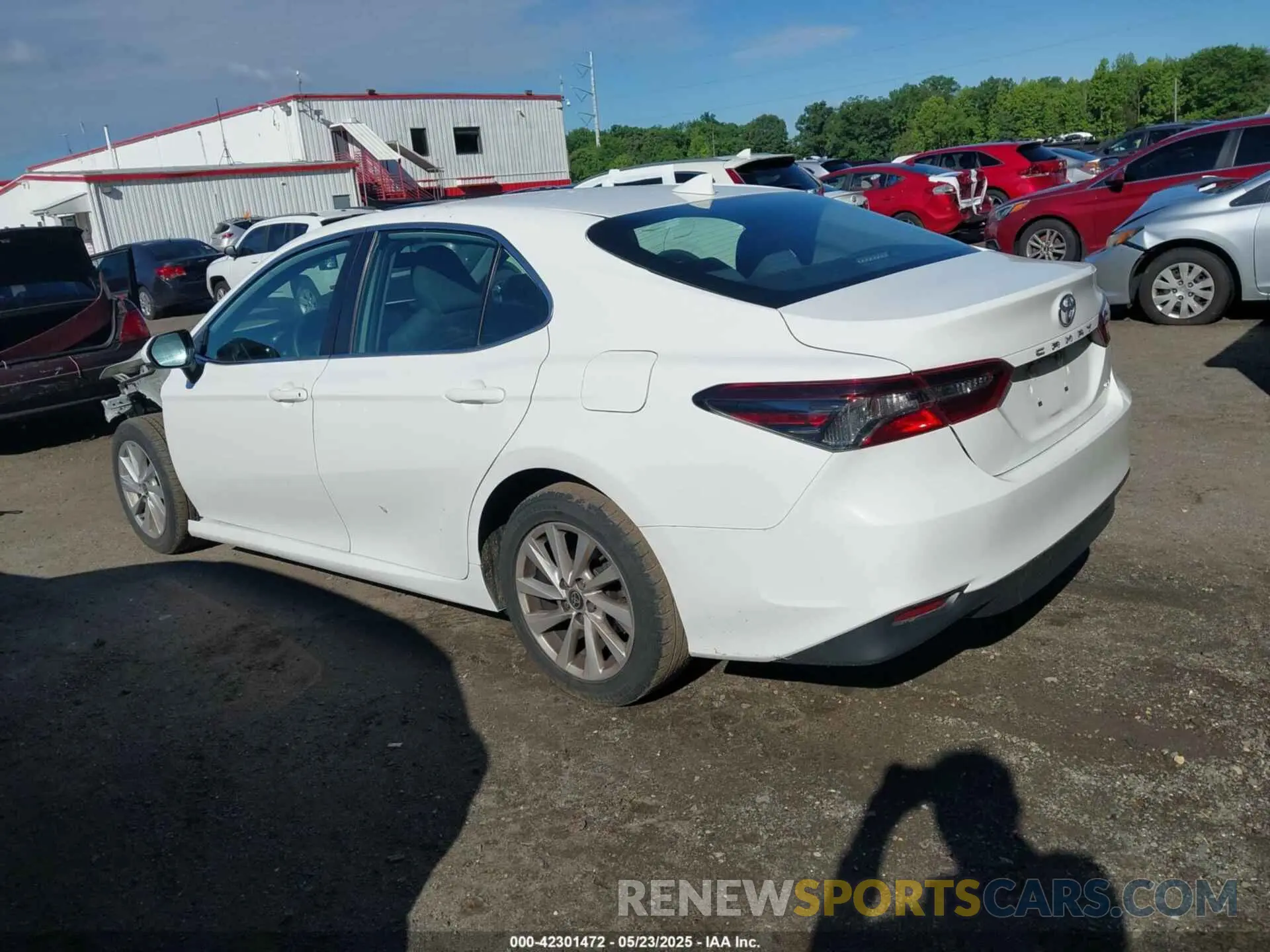 3 fotografías del automóvil dañado 4T1C11AK4NU646783 TOYOTA CAMRY 2022